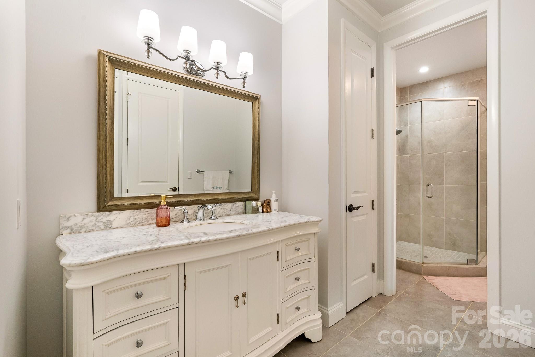 1206 Delaney Drive — Matthews