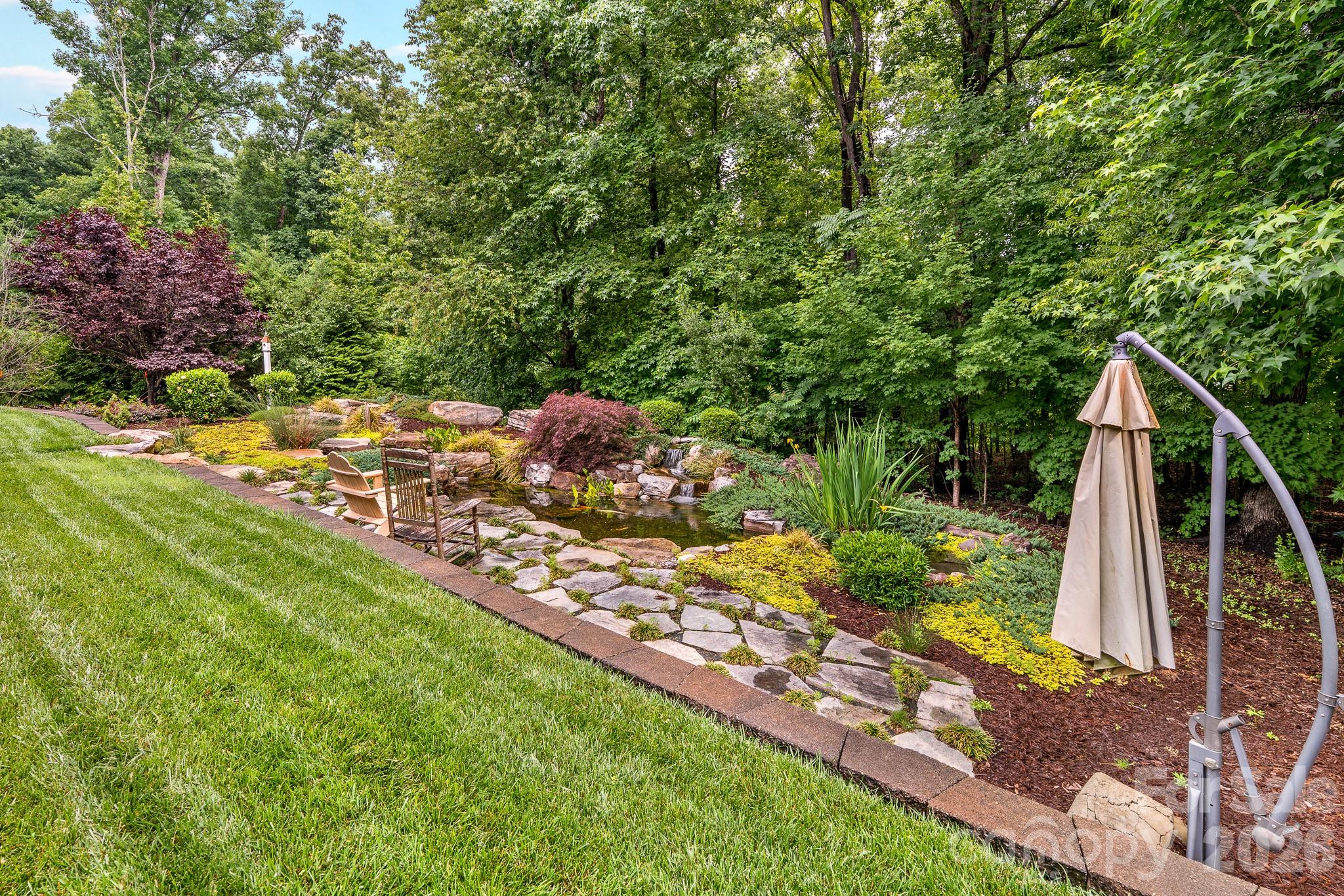 1206 Delaney Drive — Matthews