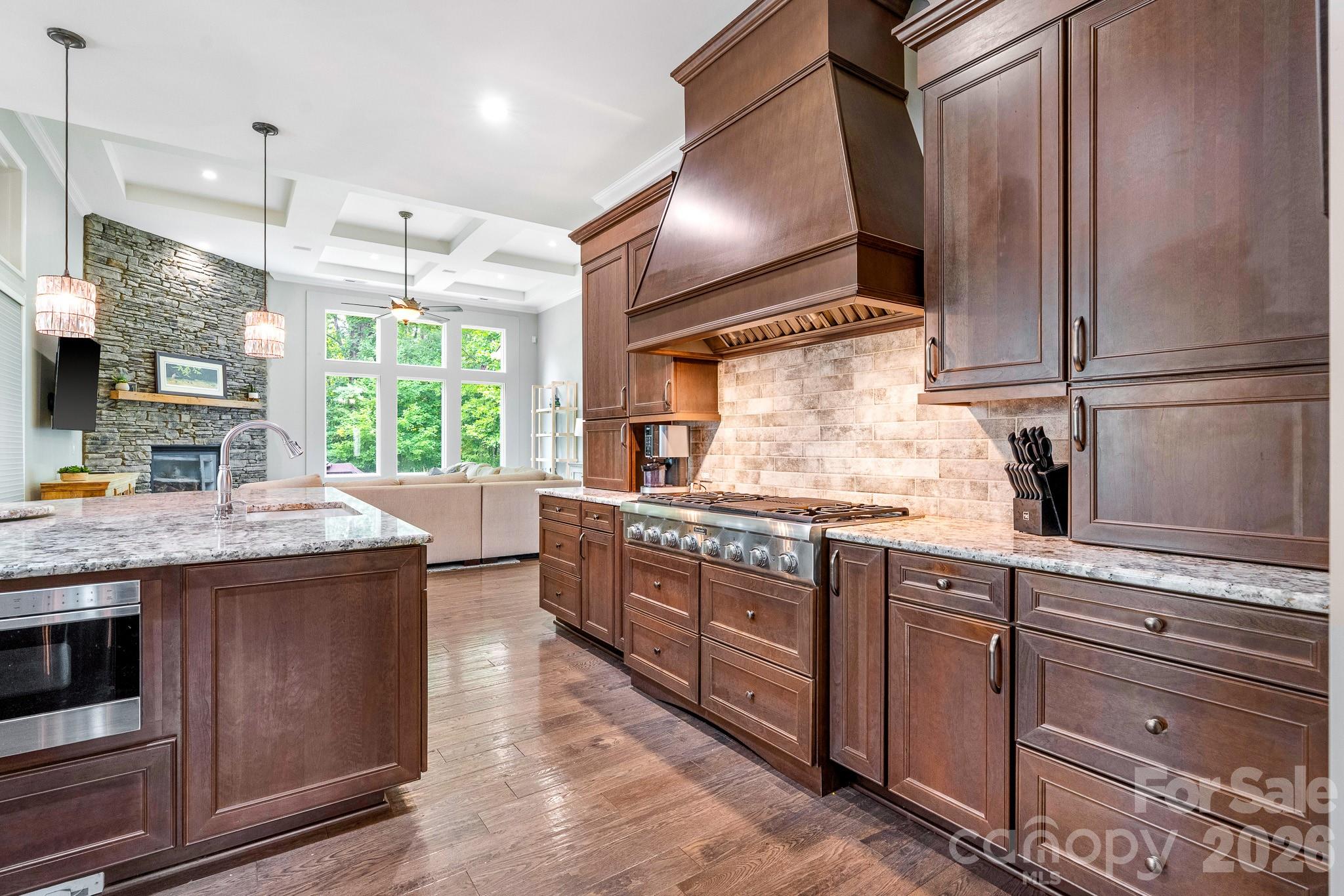 1206 Delaney Drive — Matthews