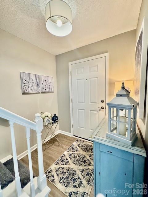 3261 White Oak Court — Claremont