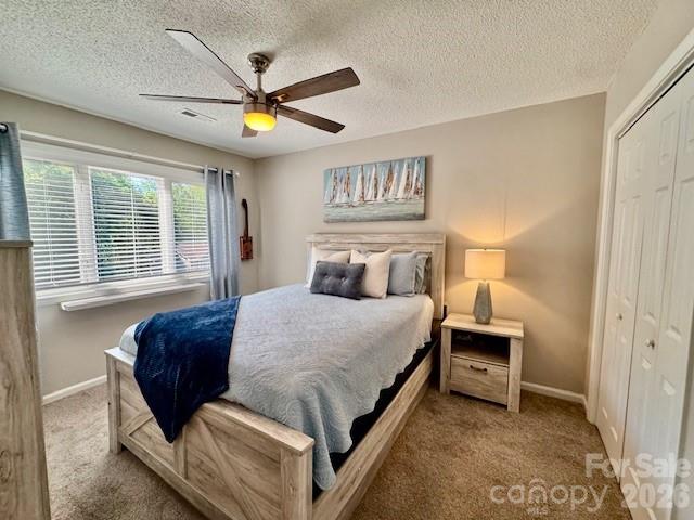 3261 White Oak Court — Claremont