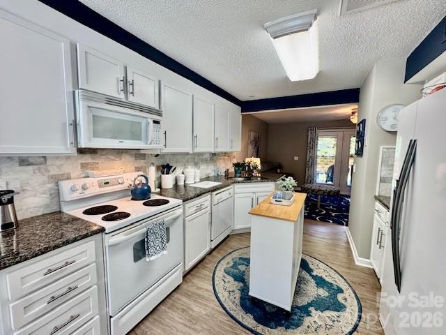 3261 White Oak Court — Claremont
