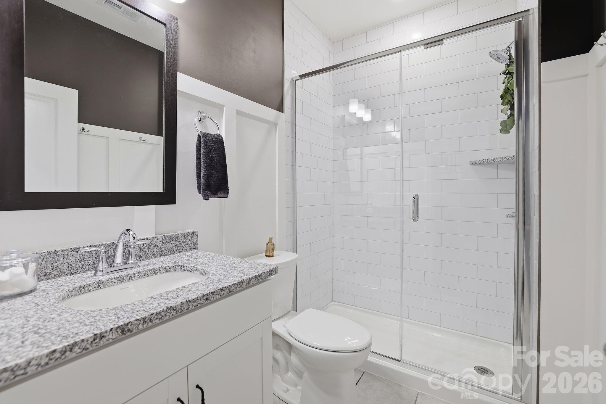1560 Striped Bass Lane — Clover