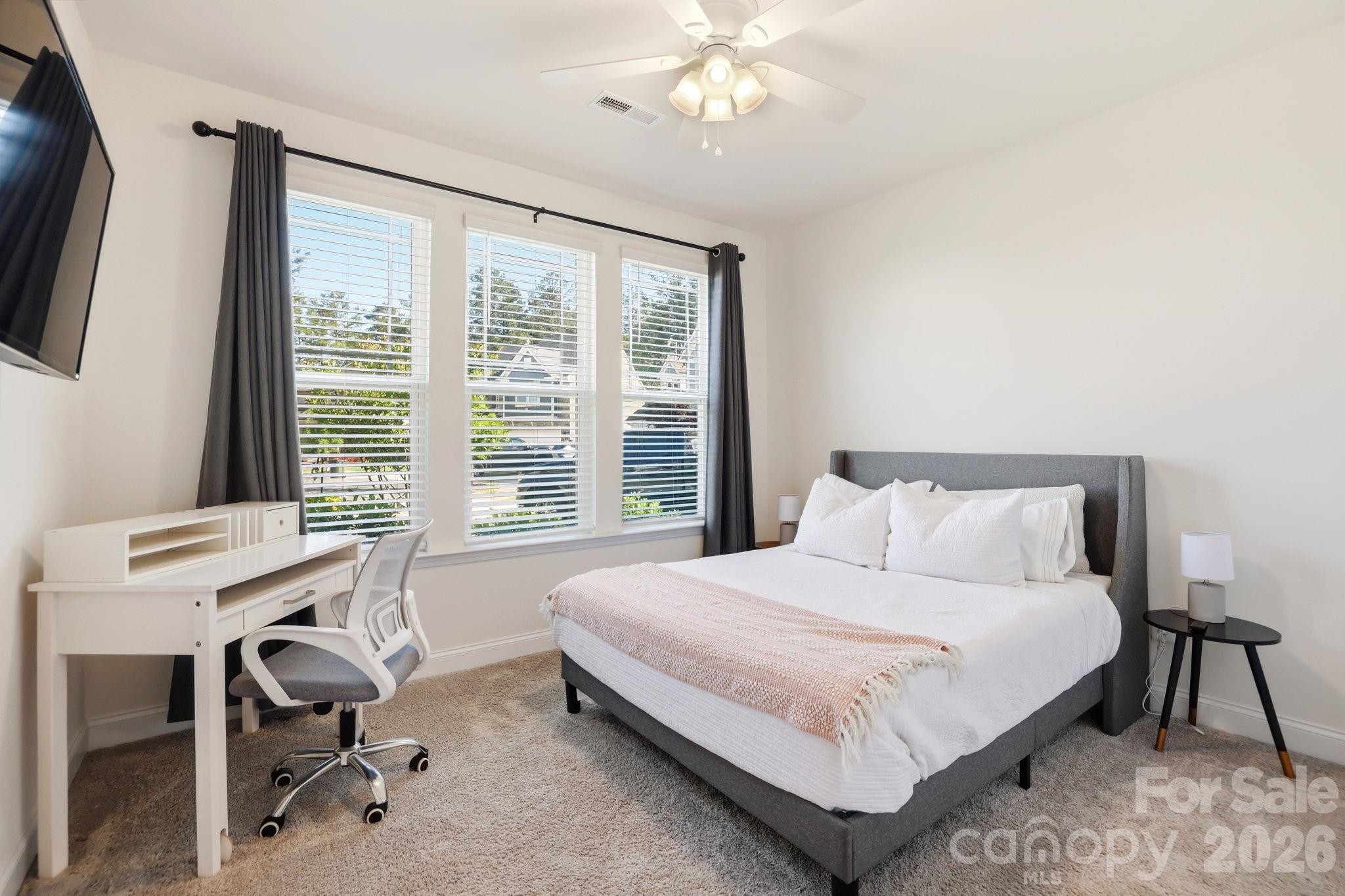 1560 Striped Bass Lane — Clover