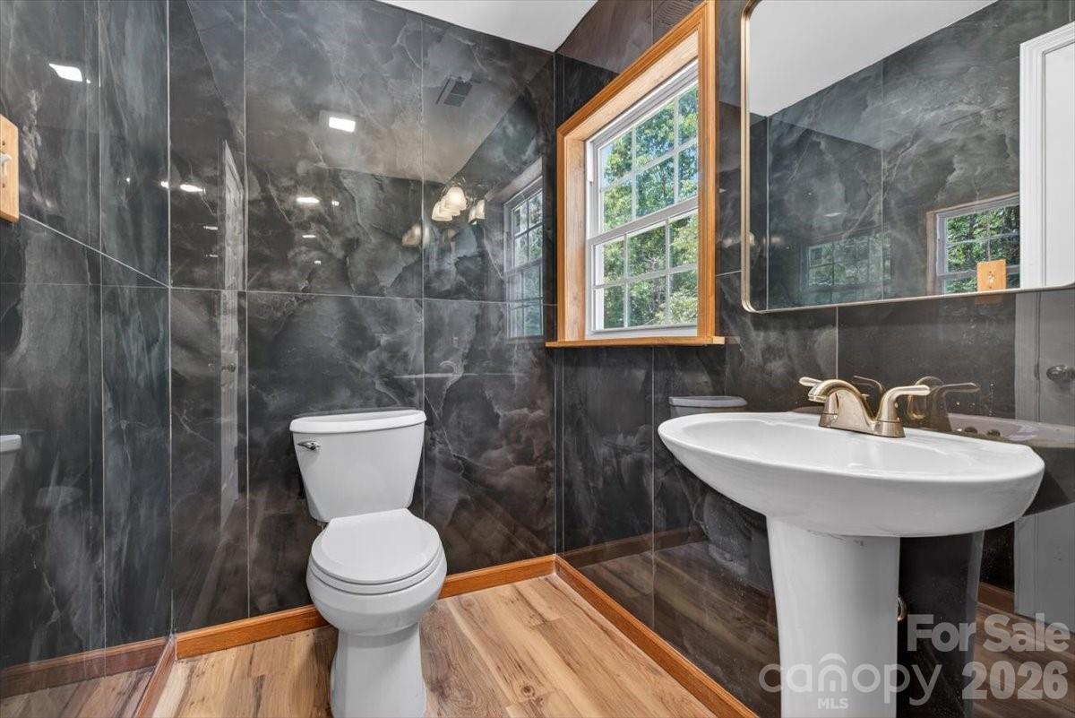 200 Eufola Road — Statesville