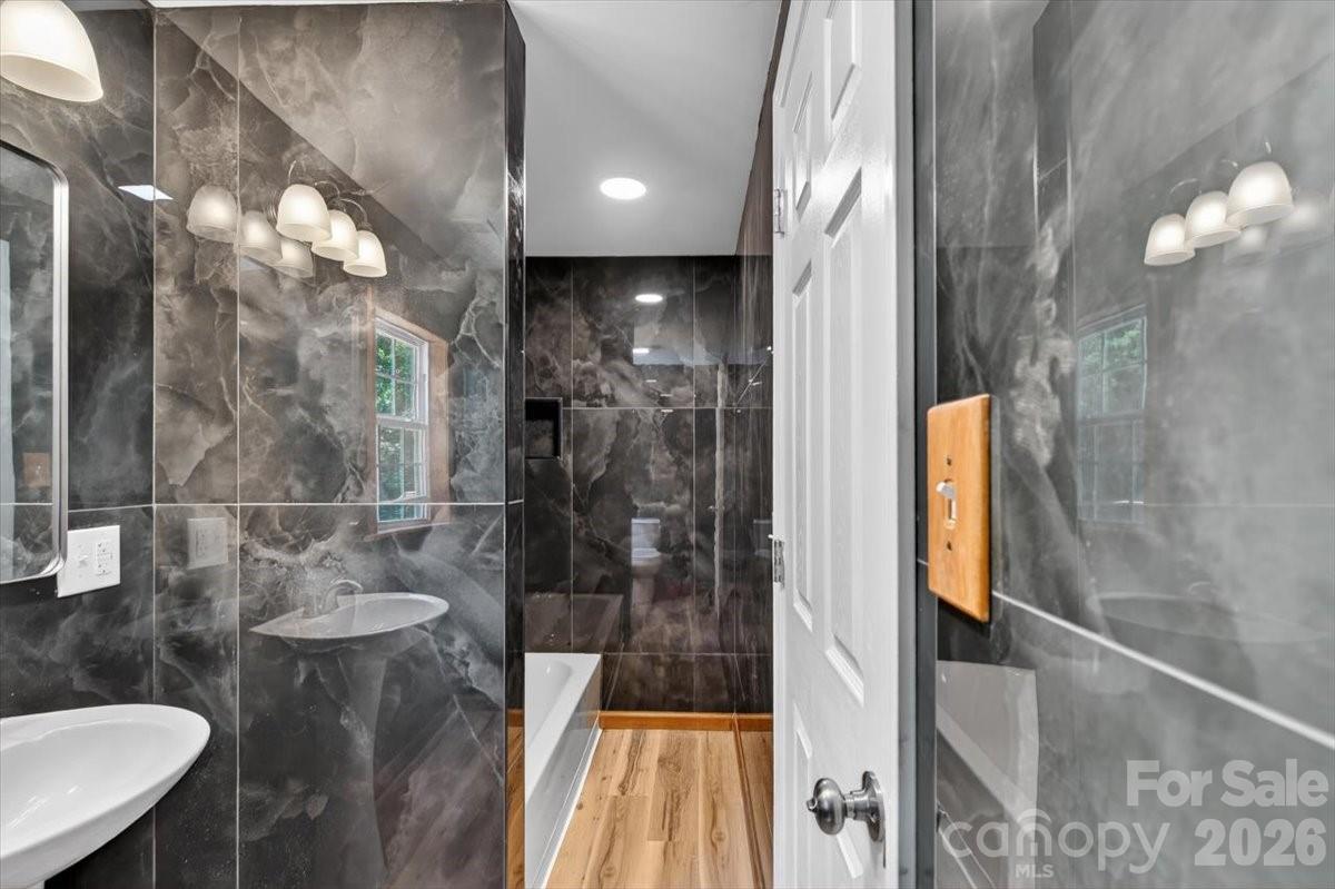 200 Eufola Road — Statesville