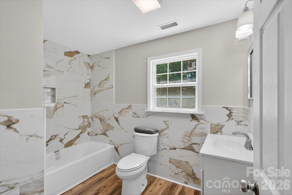 200 Eufola Road — Statesville