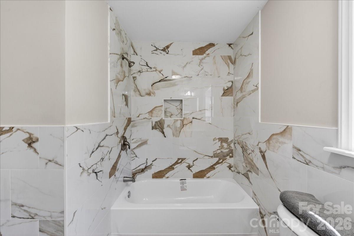 200 Eufola Road — Statesville