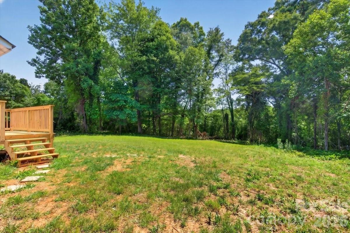 200 Eufola Road — Statesville