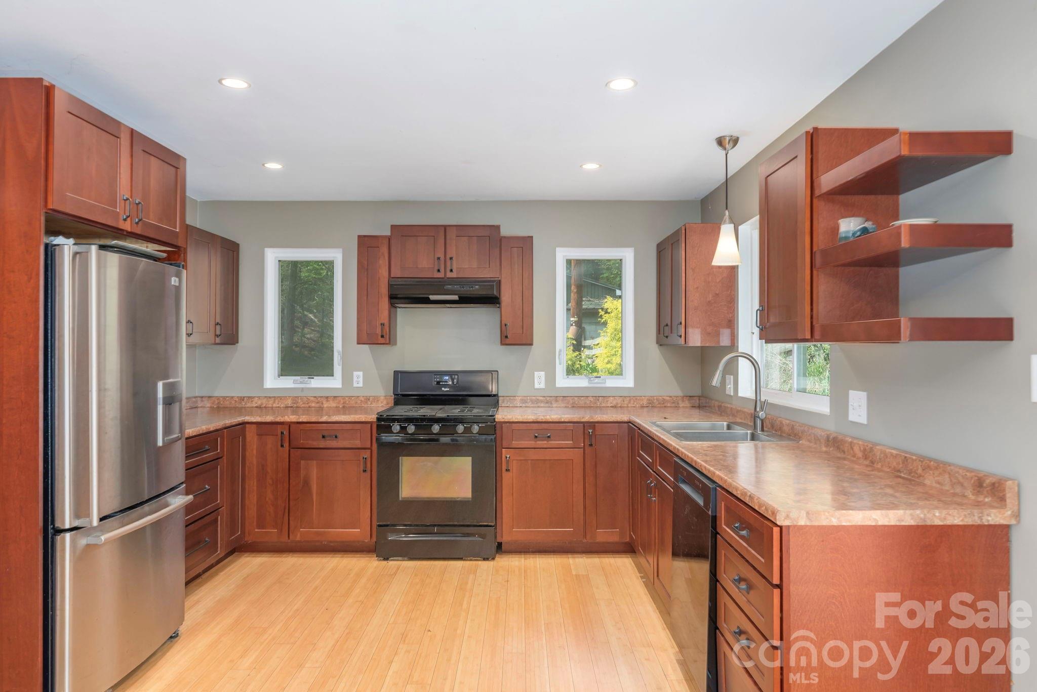 155 Old Starnes Cove Road — Asheville