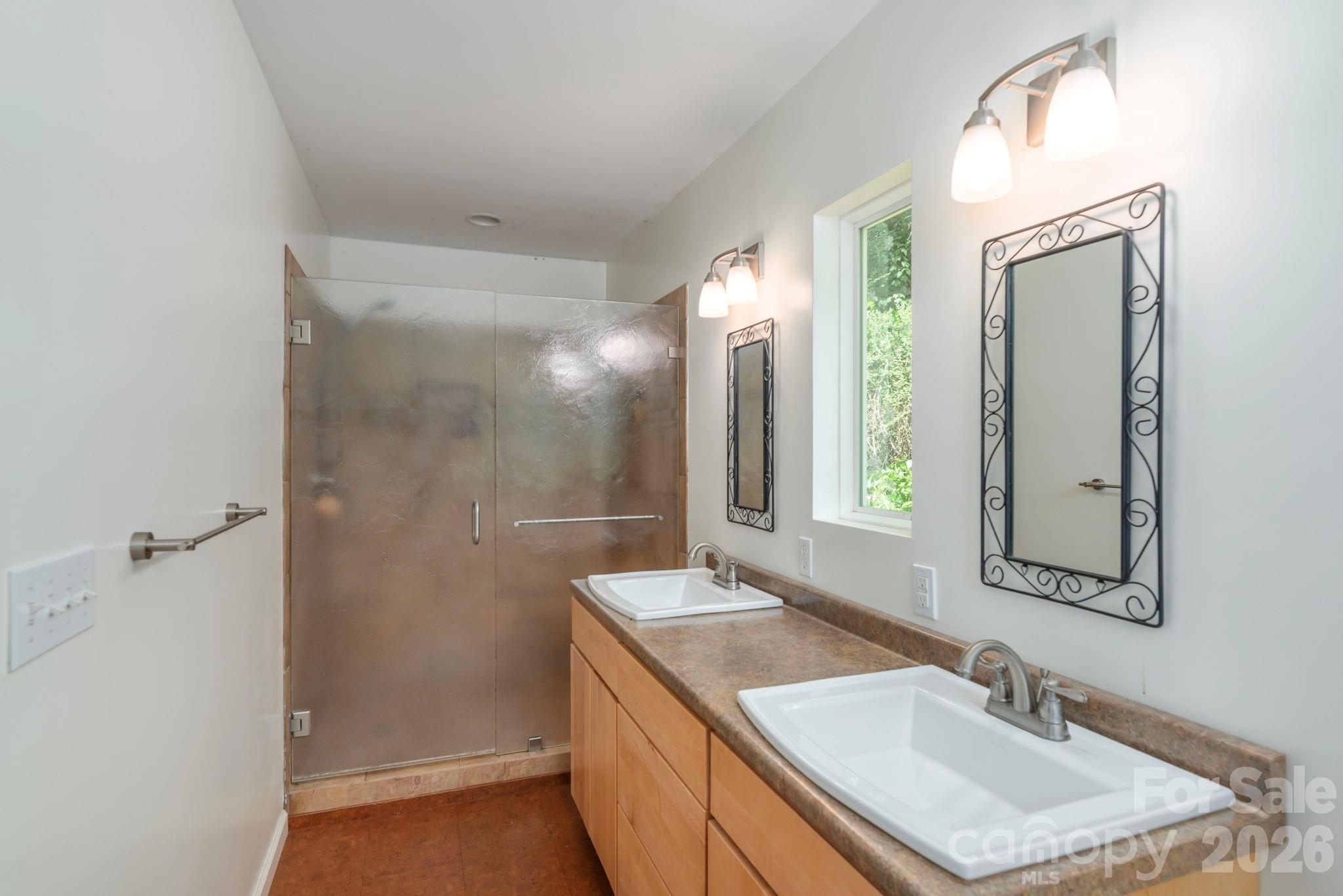155 Old Starnes Cove Road — Asheville