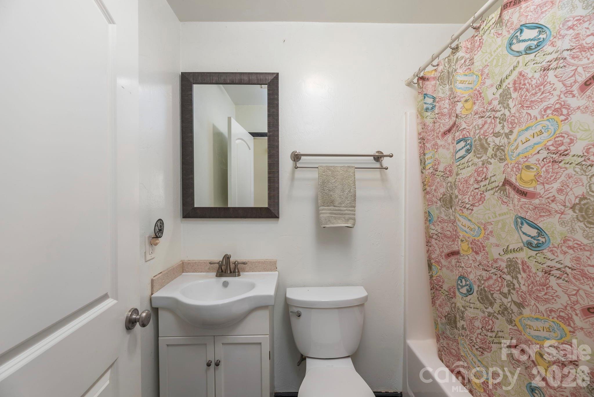 155 Old Starnes Cove Road — Asheville