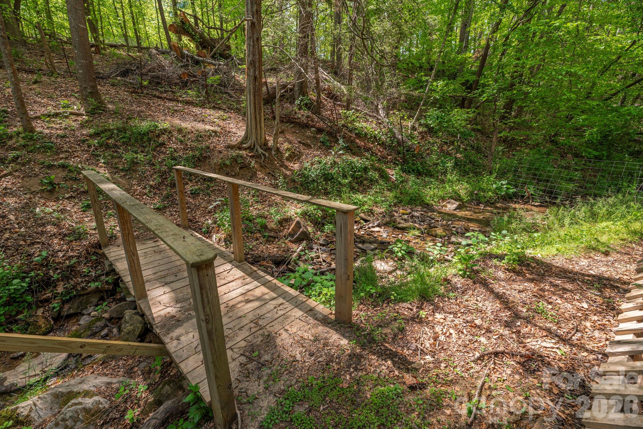 155 Old Starnes Cove Road — Asheville