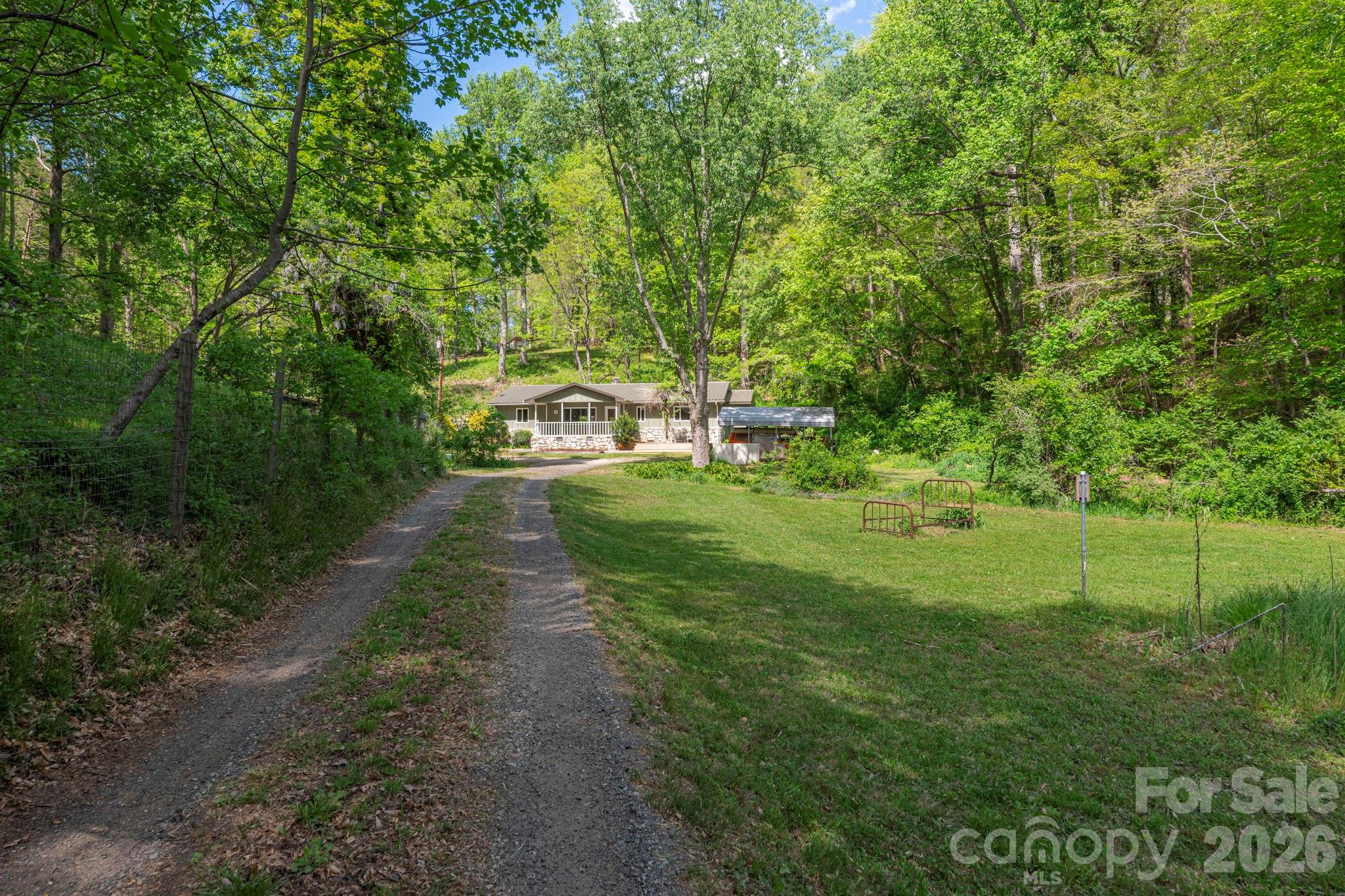 155 Old Starnes Cove Road — Asheville