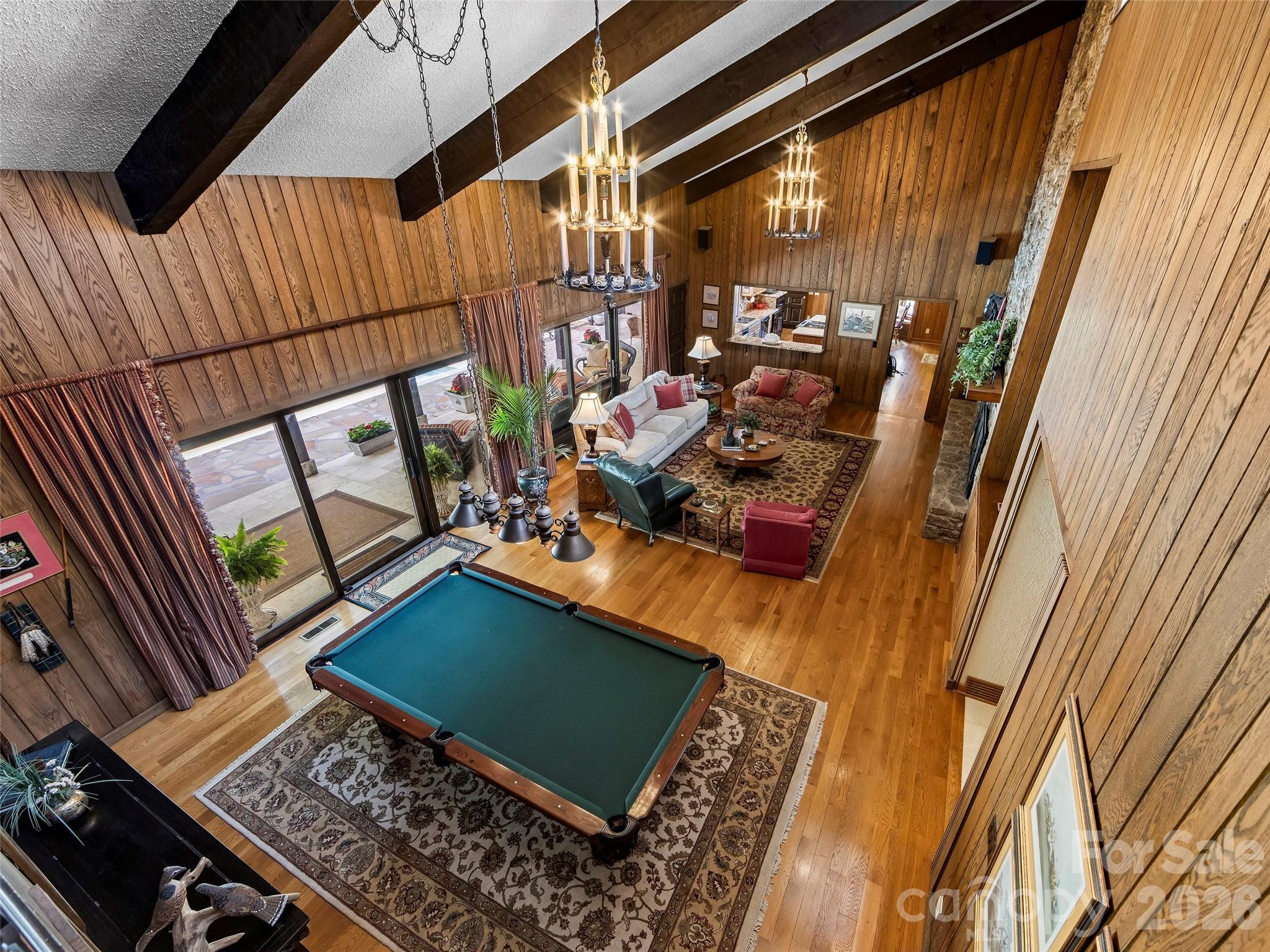 69 Forest Road — Asheville