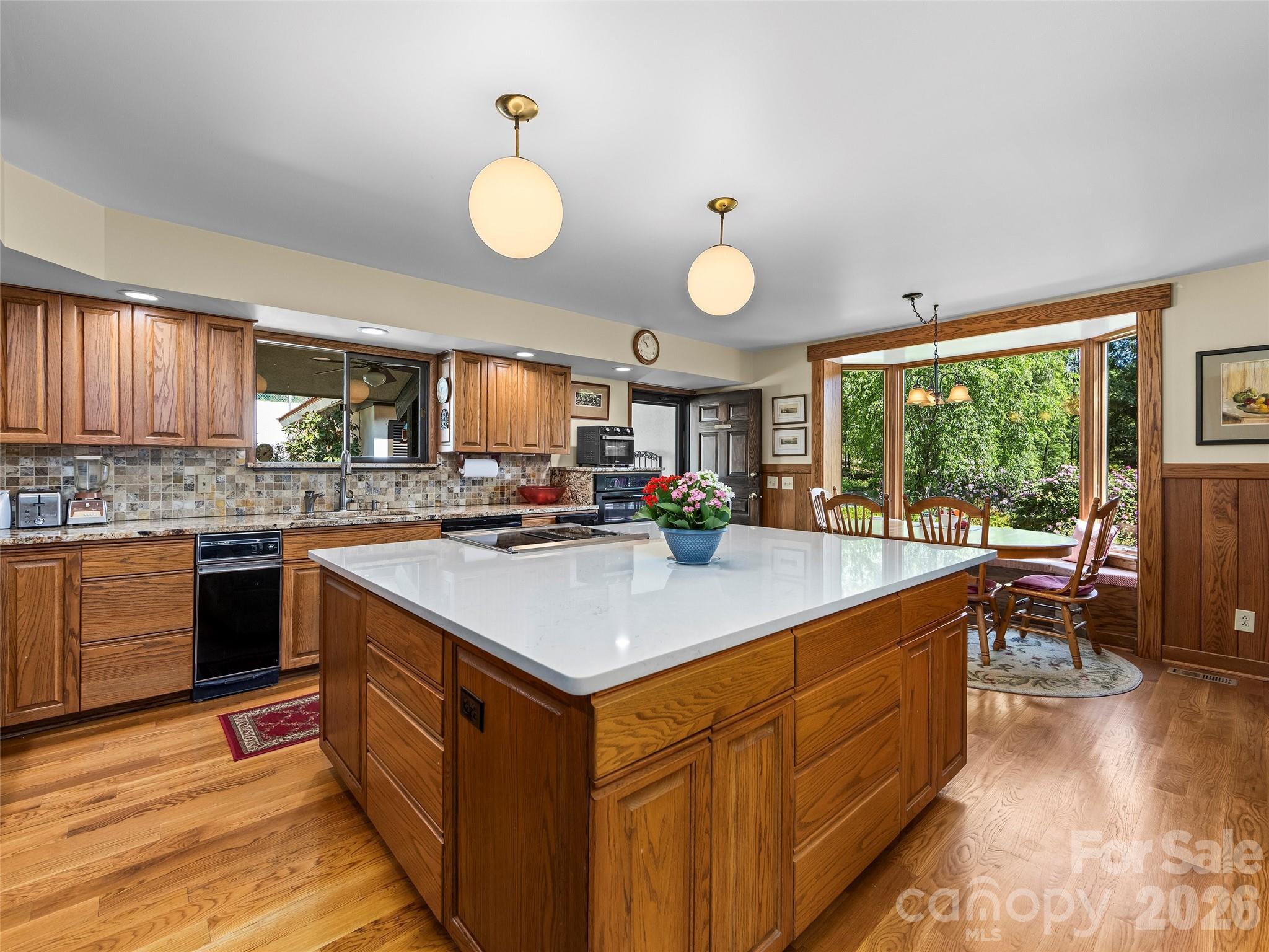 69 Forest Road — Asheville