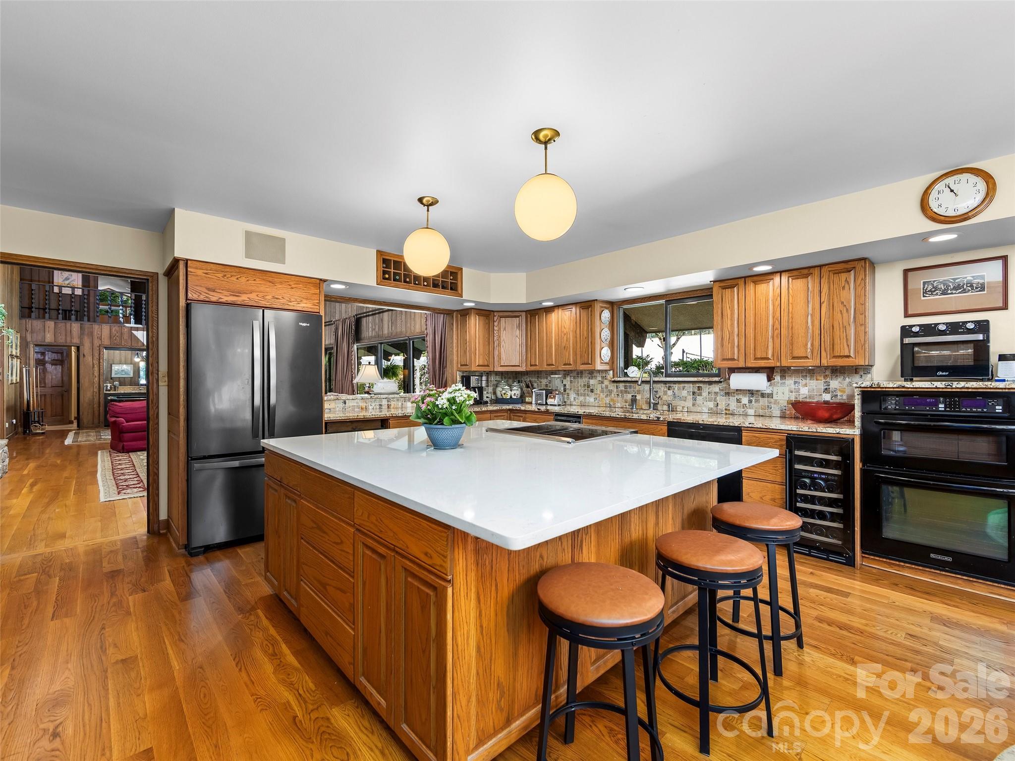 69 Forest Road — Asheville