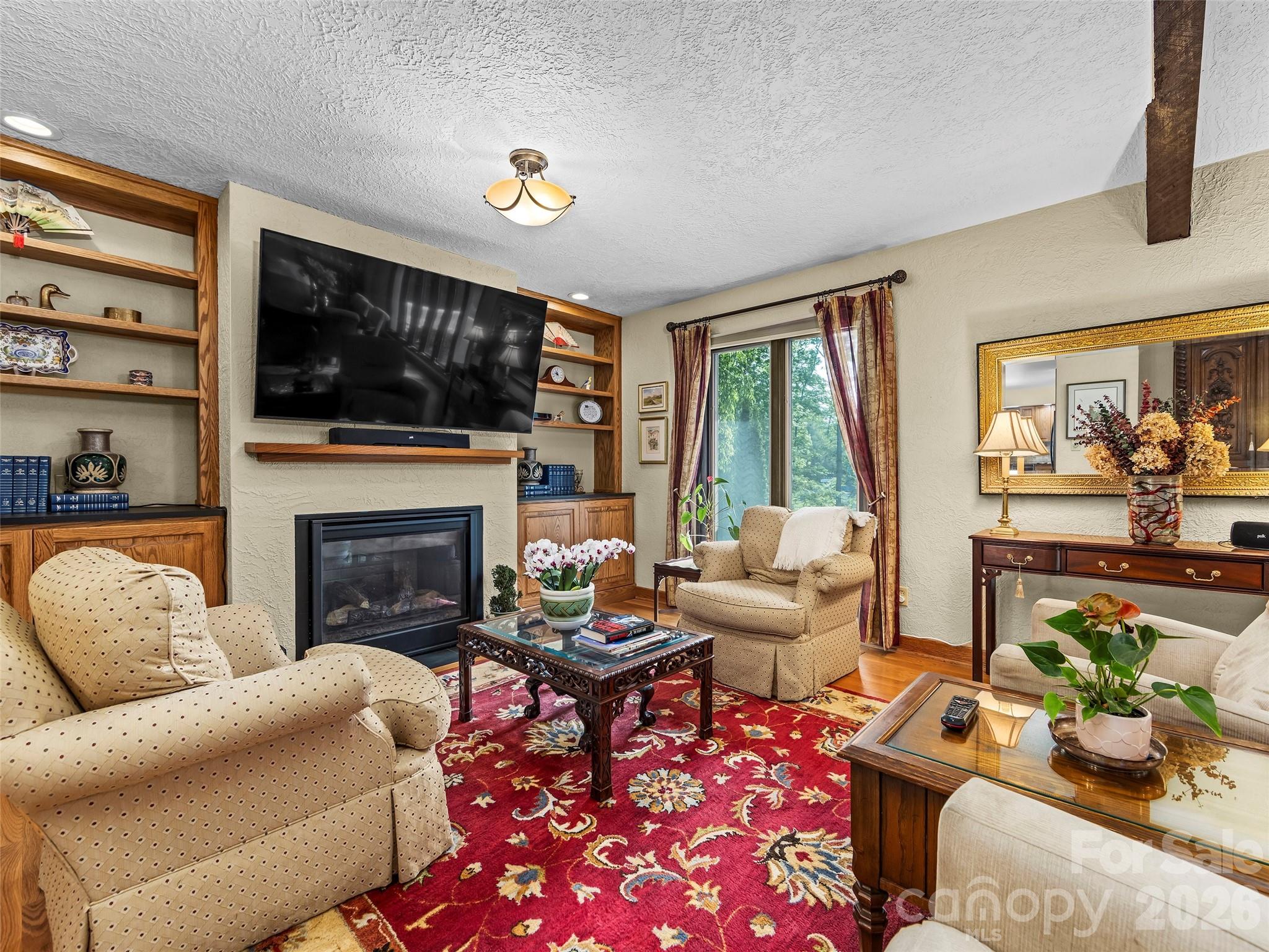 69 Forest Road — Asheville