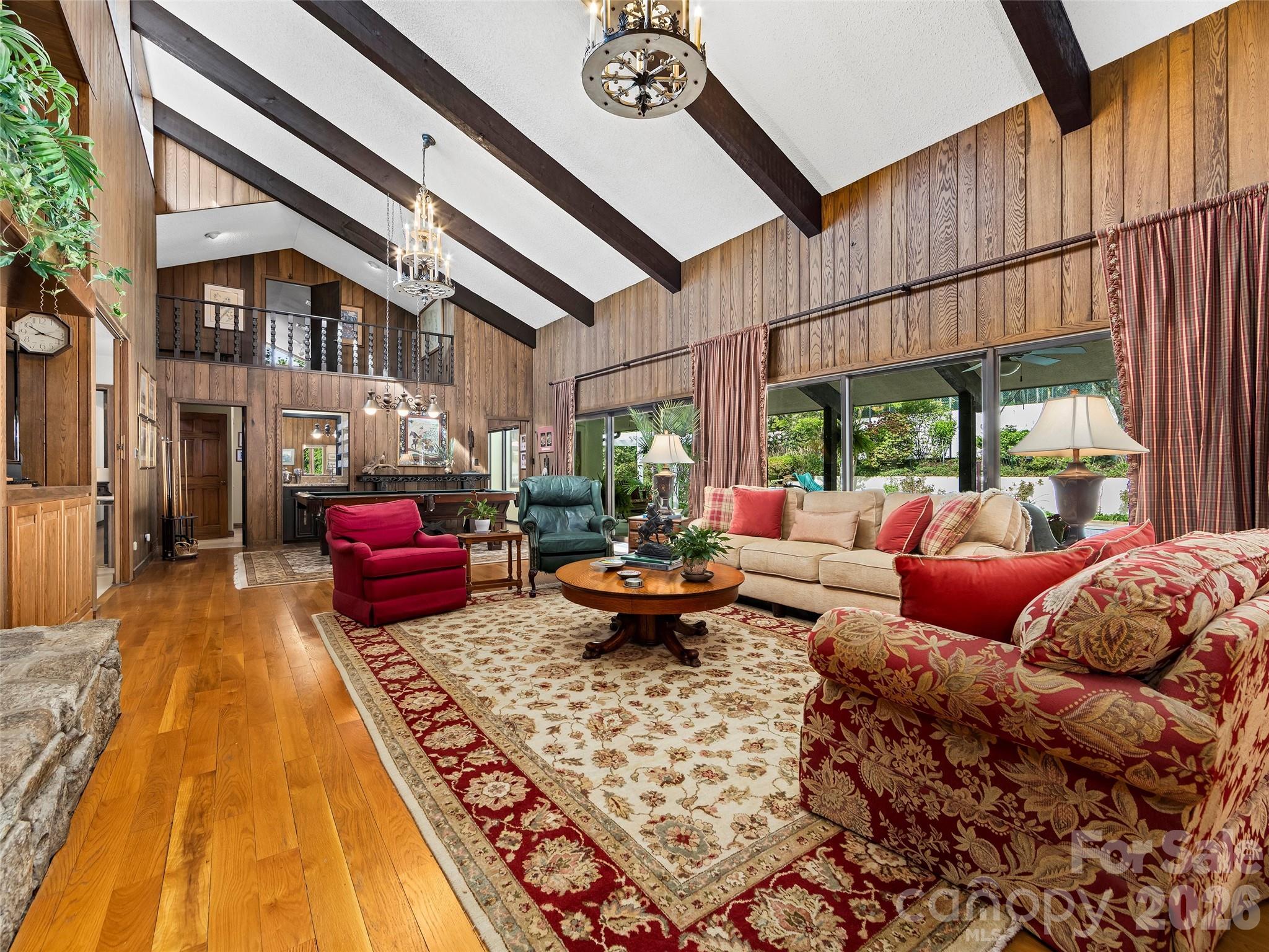69 Forest Road — Asheville