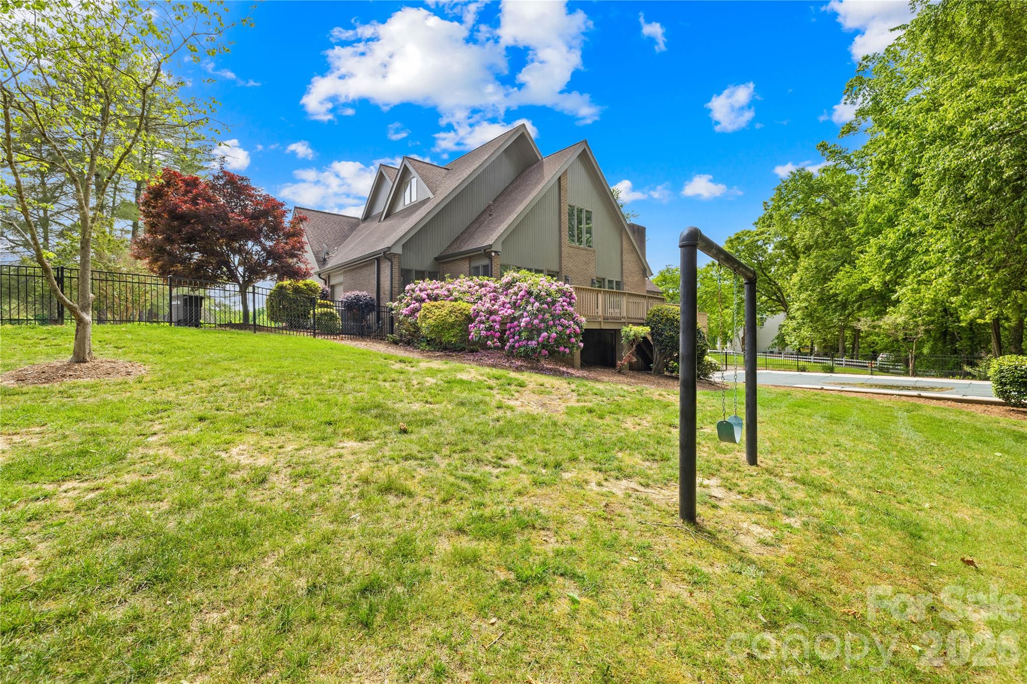 536 Innisbrook Drive — Statesville