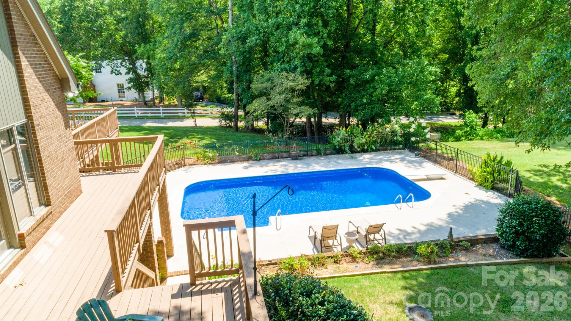 536 Innisbrook Drive — Statesville