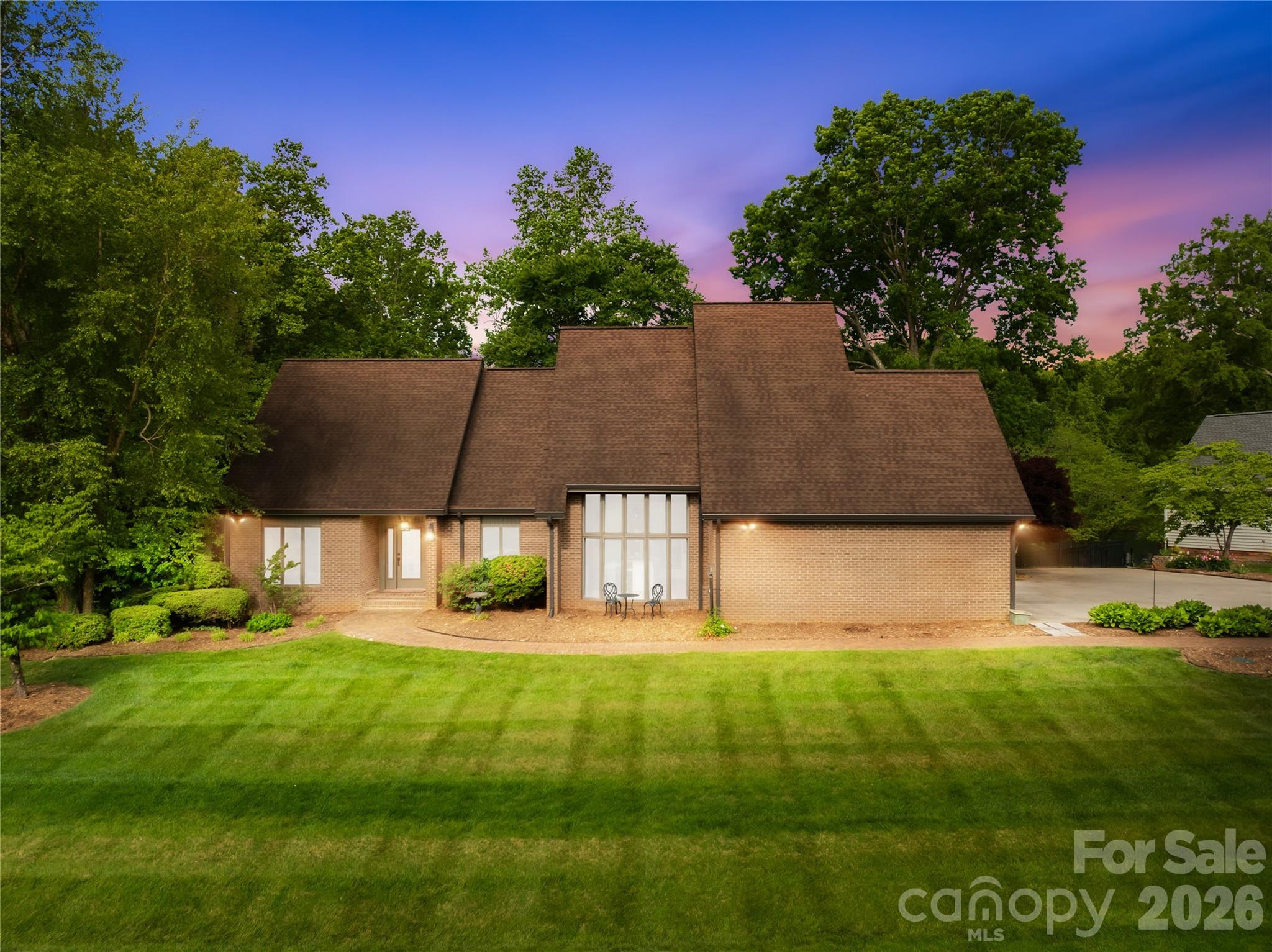 536 Innisbrook Drive — Statesville