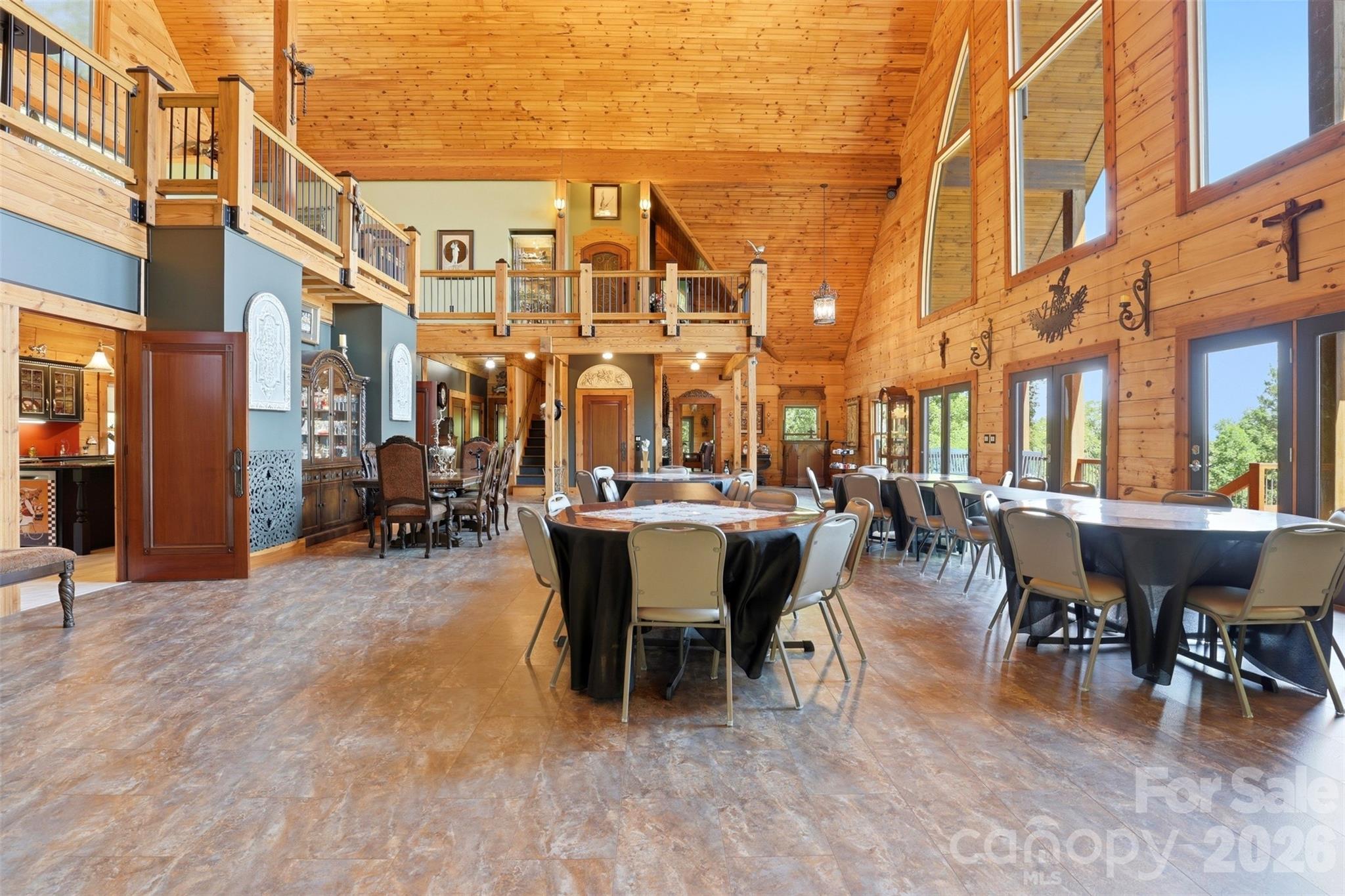 502 Lake Shore Drive — Norwood
