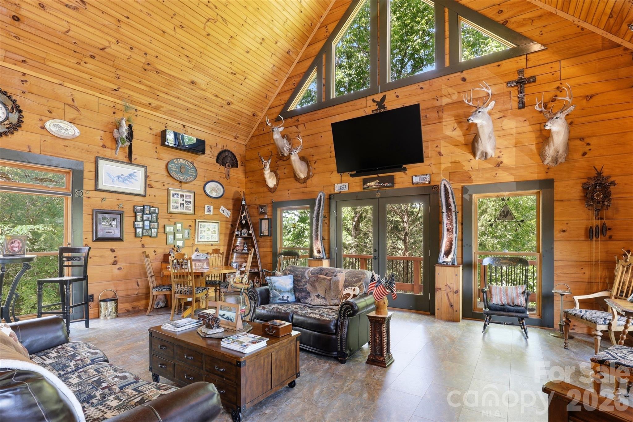 502 Lake Shore Drive — Norwood