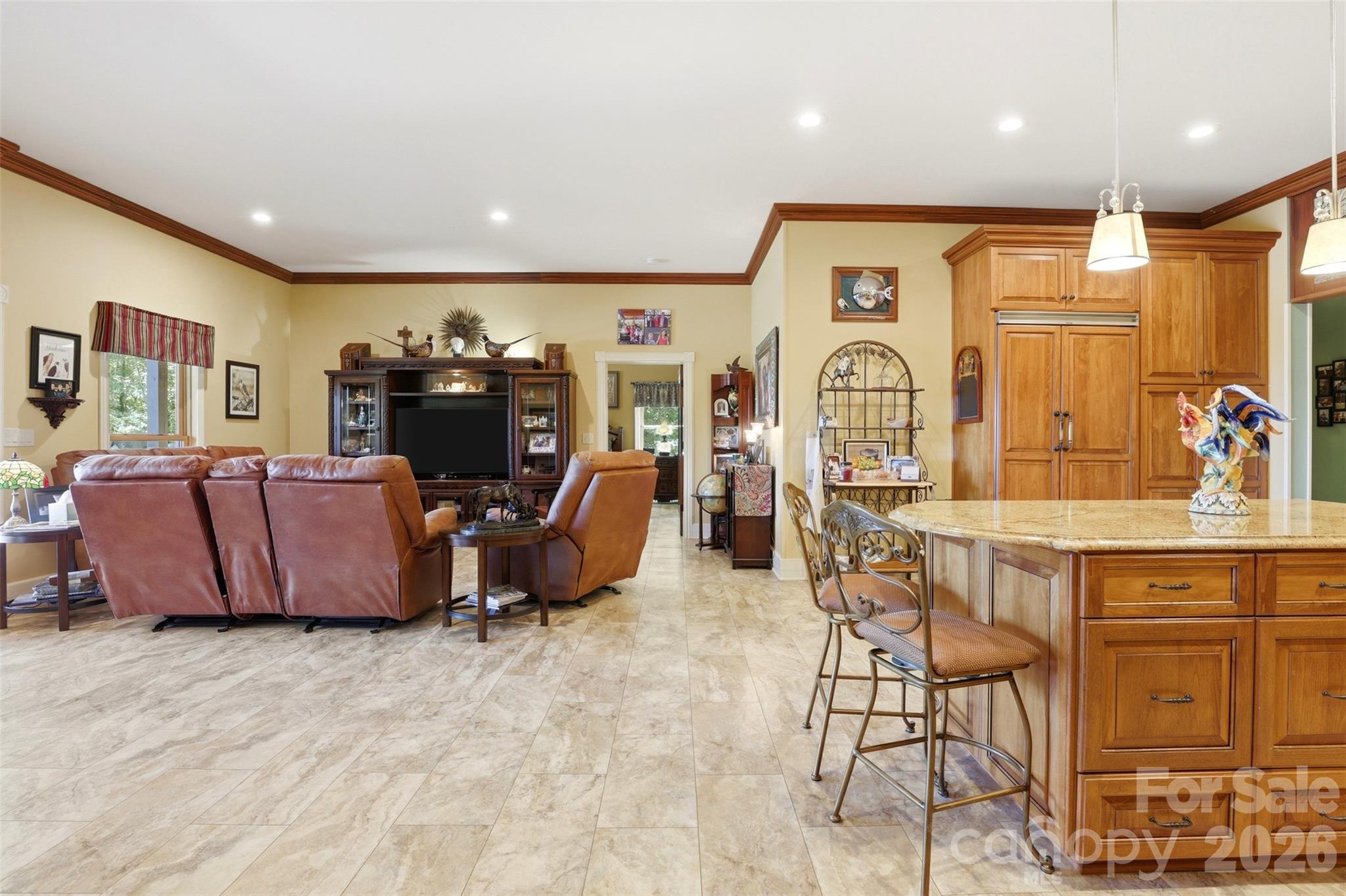 502 Lake Shore Drive — Norwood