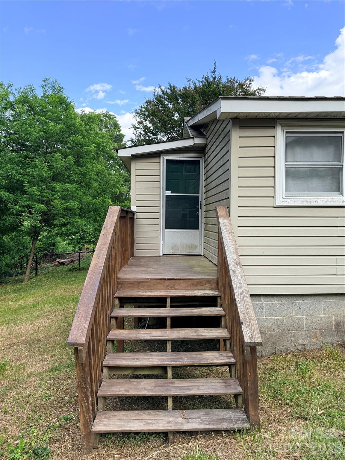 103 E Maryland Avenue — Bessemer City