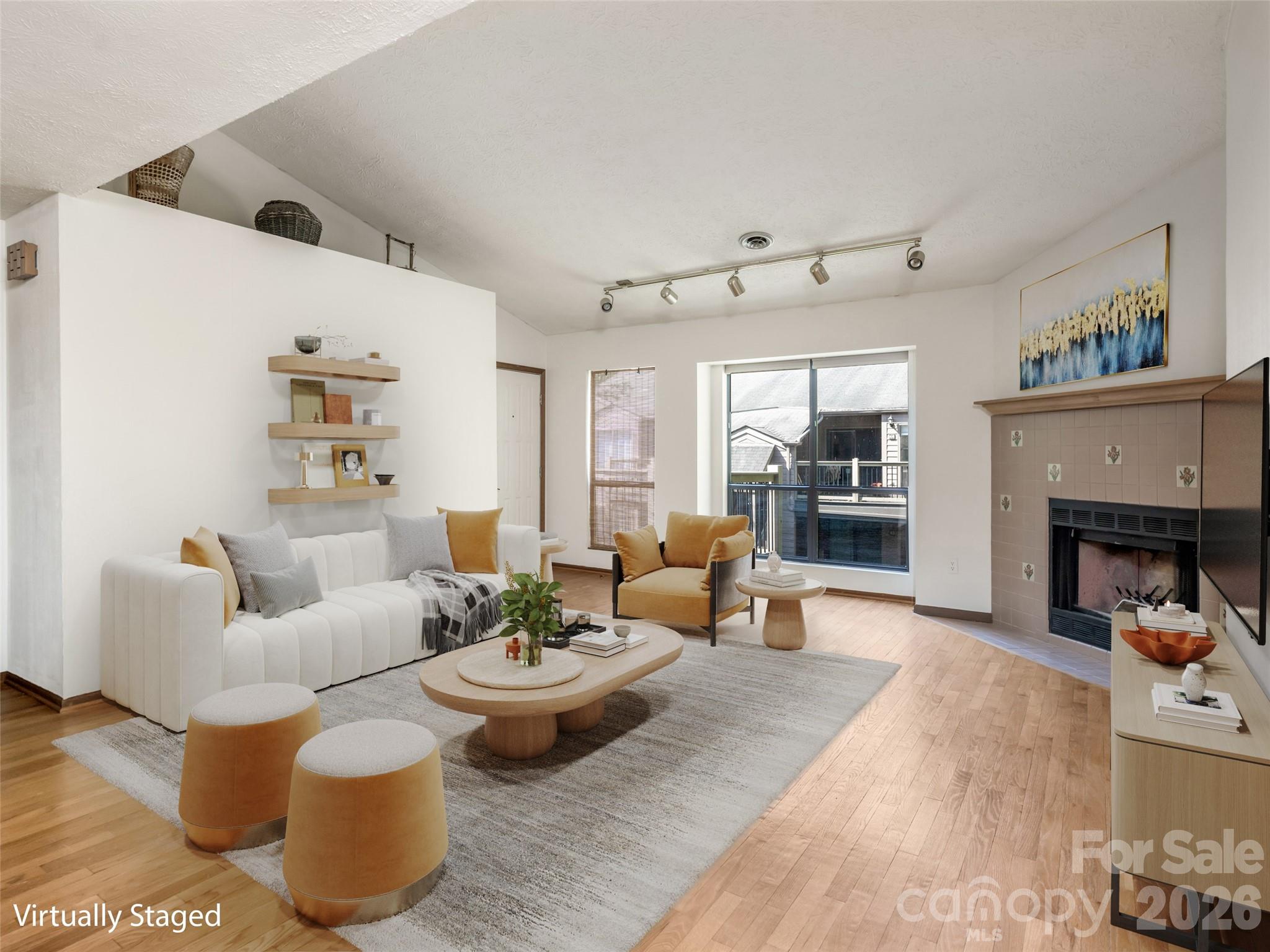38 Ravencroft Lane #E — Asheville
