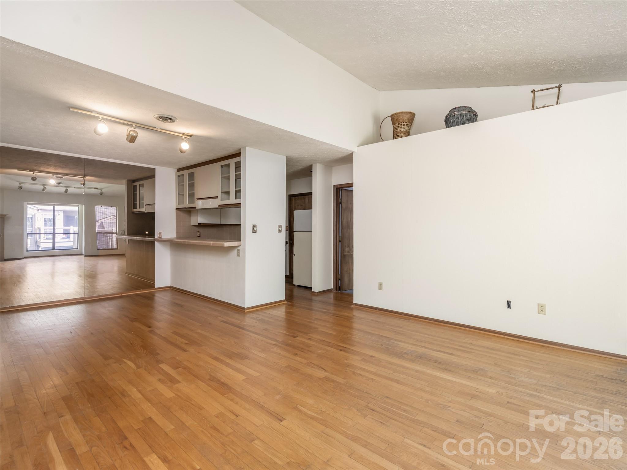 38 Ravencroft Lane #E — Asheville