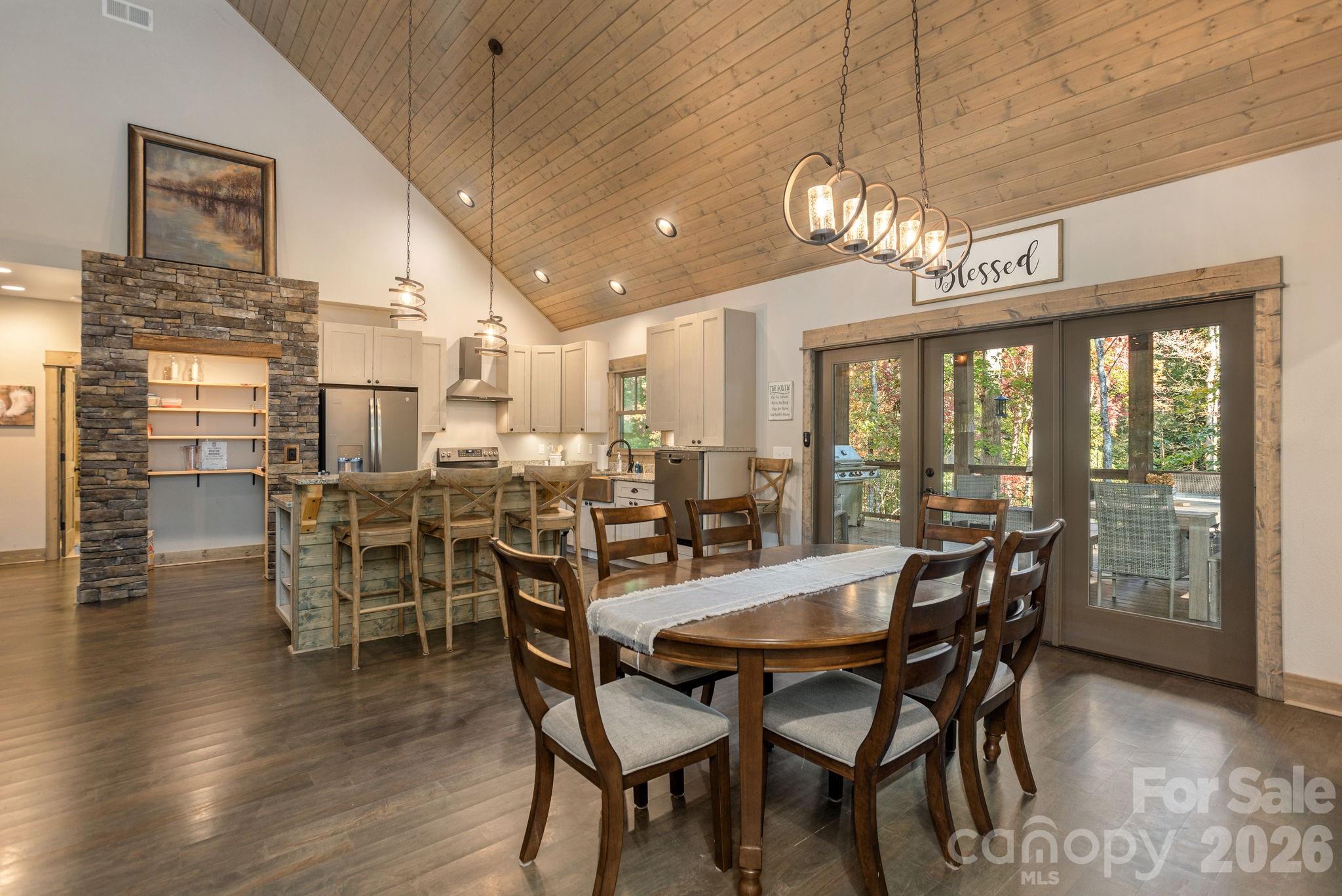 142 Davids Trace — Pisgah Forest