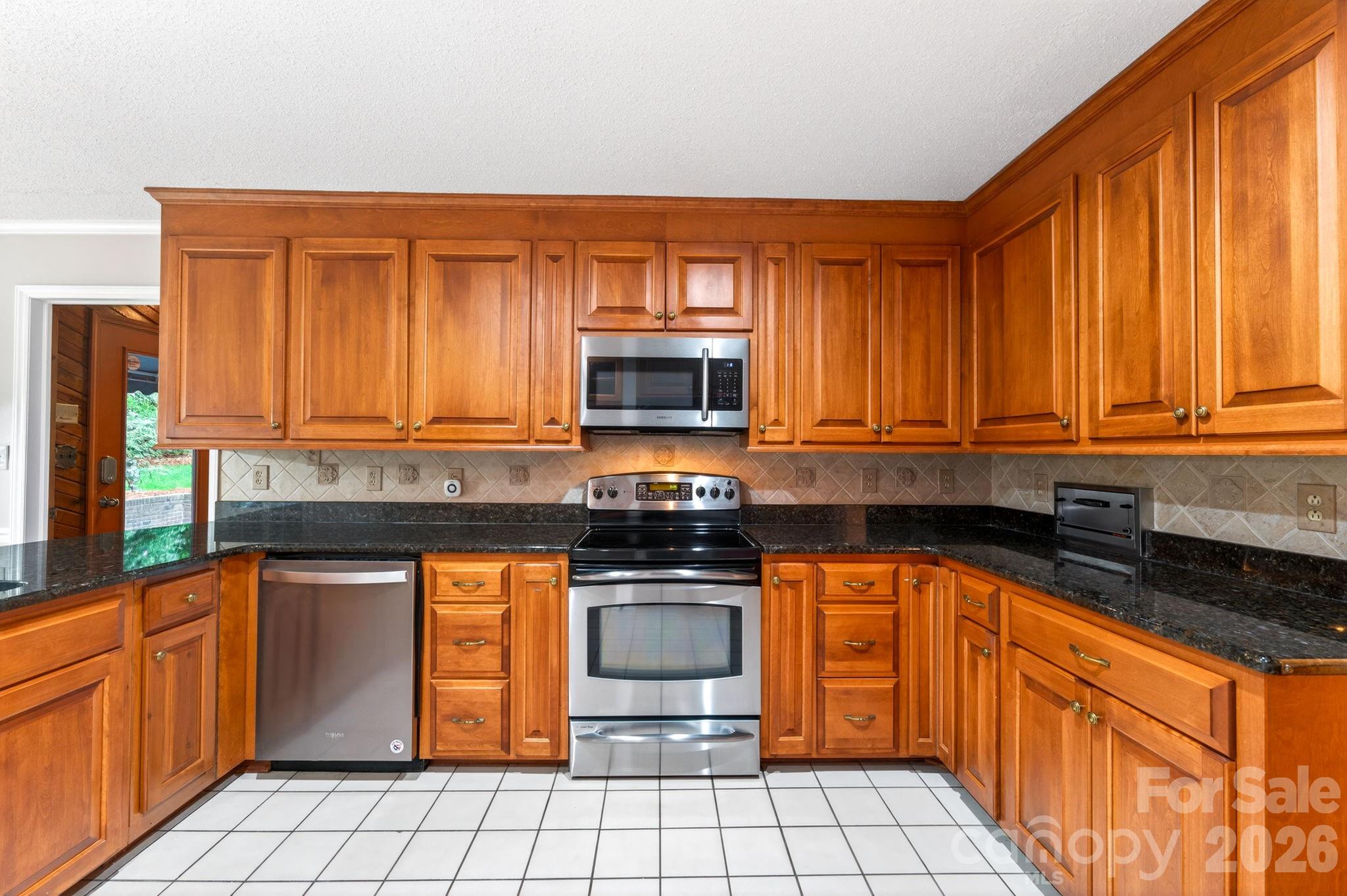 2804 Wimbledon Drive — Gastonia