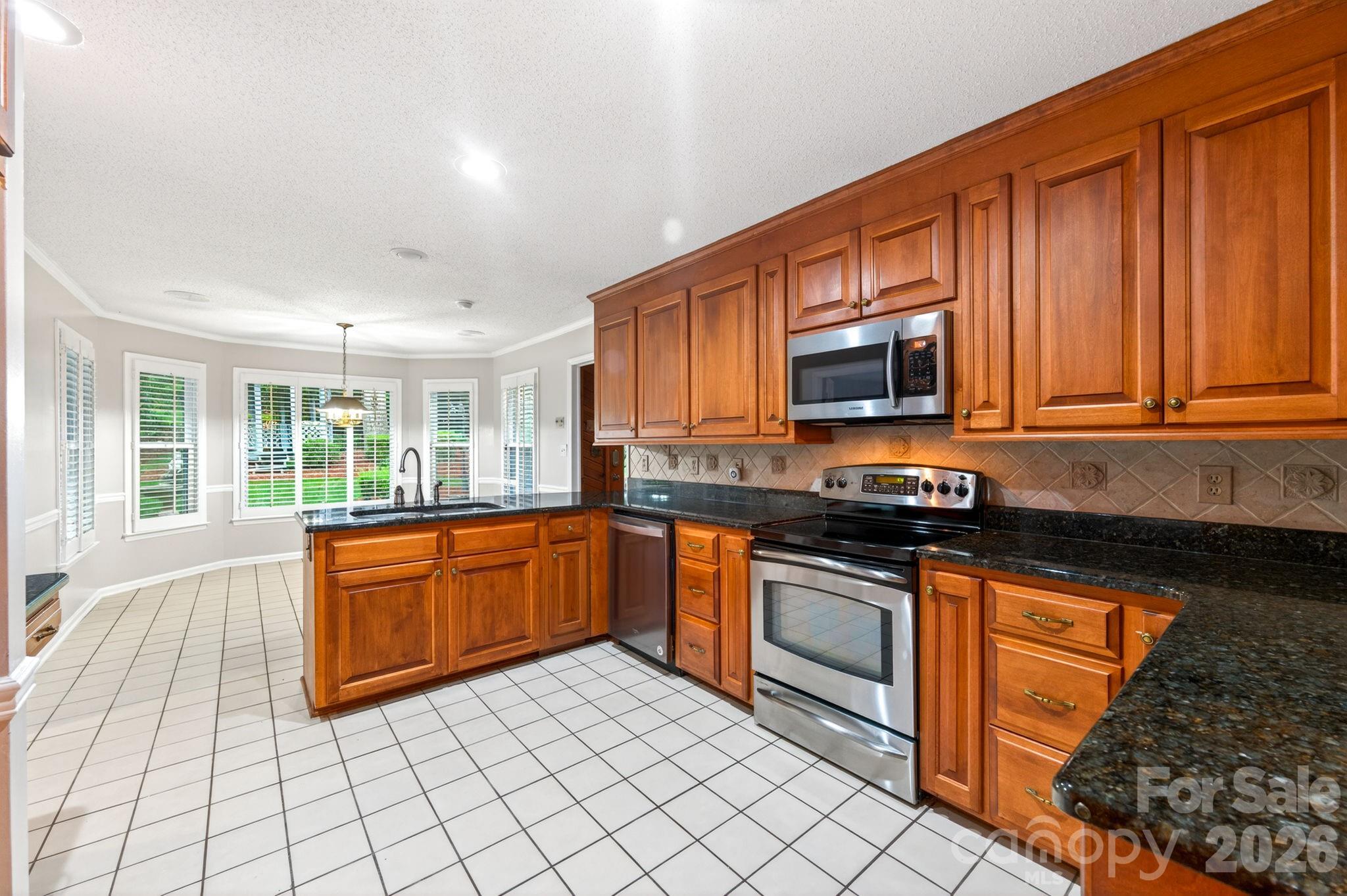2804 Wimbledon Drive — Gastonia