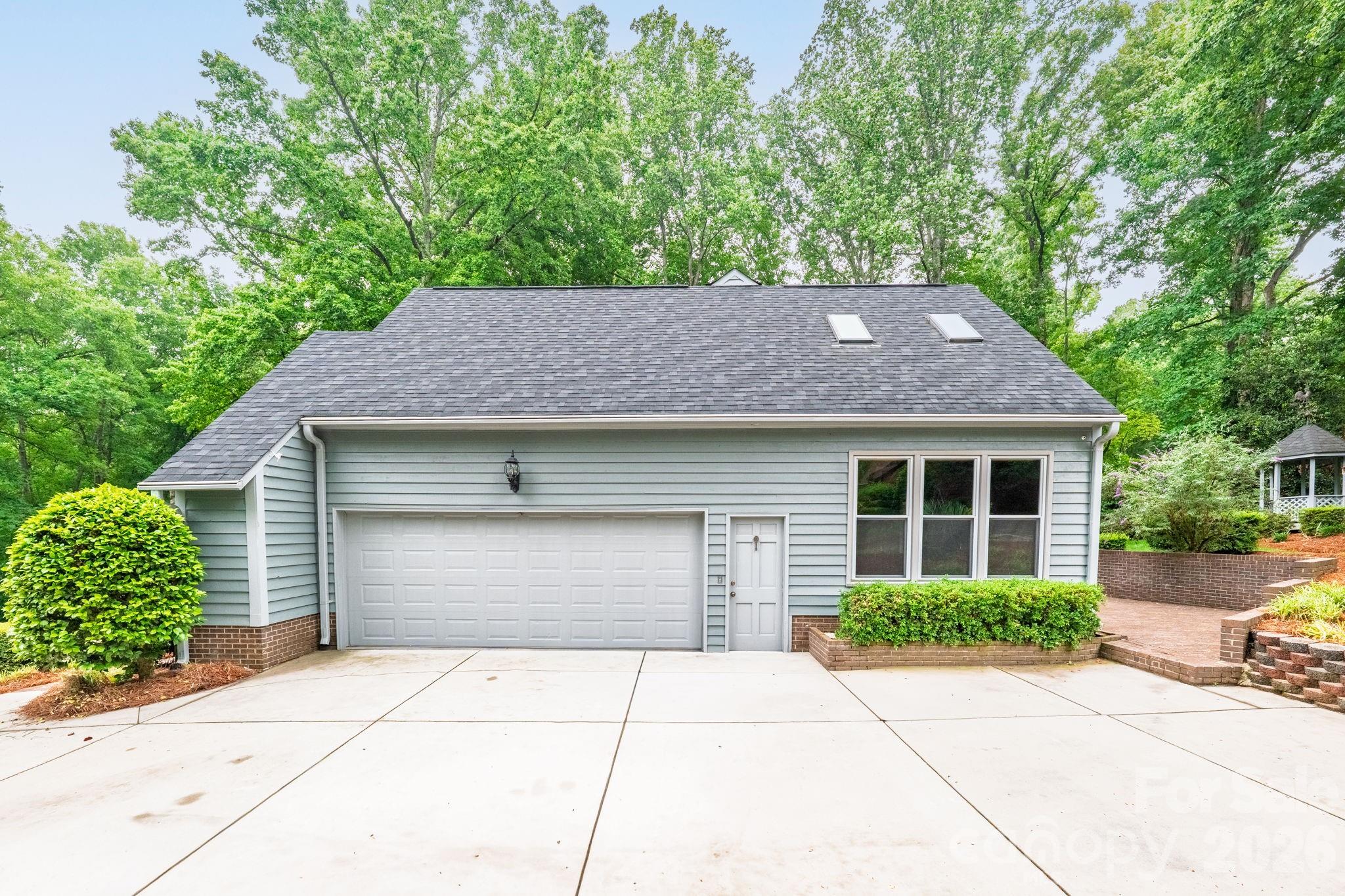 2804 Wimbledon Drive — Gastonia
