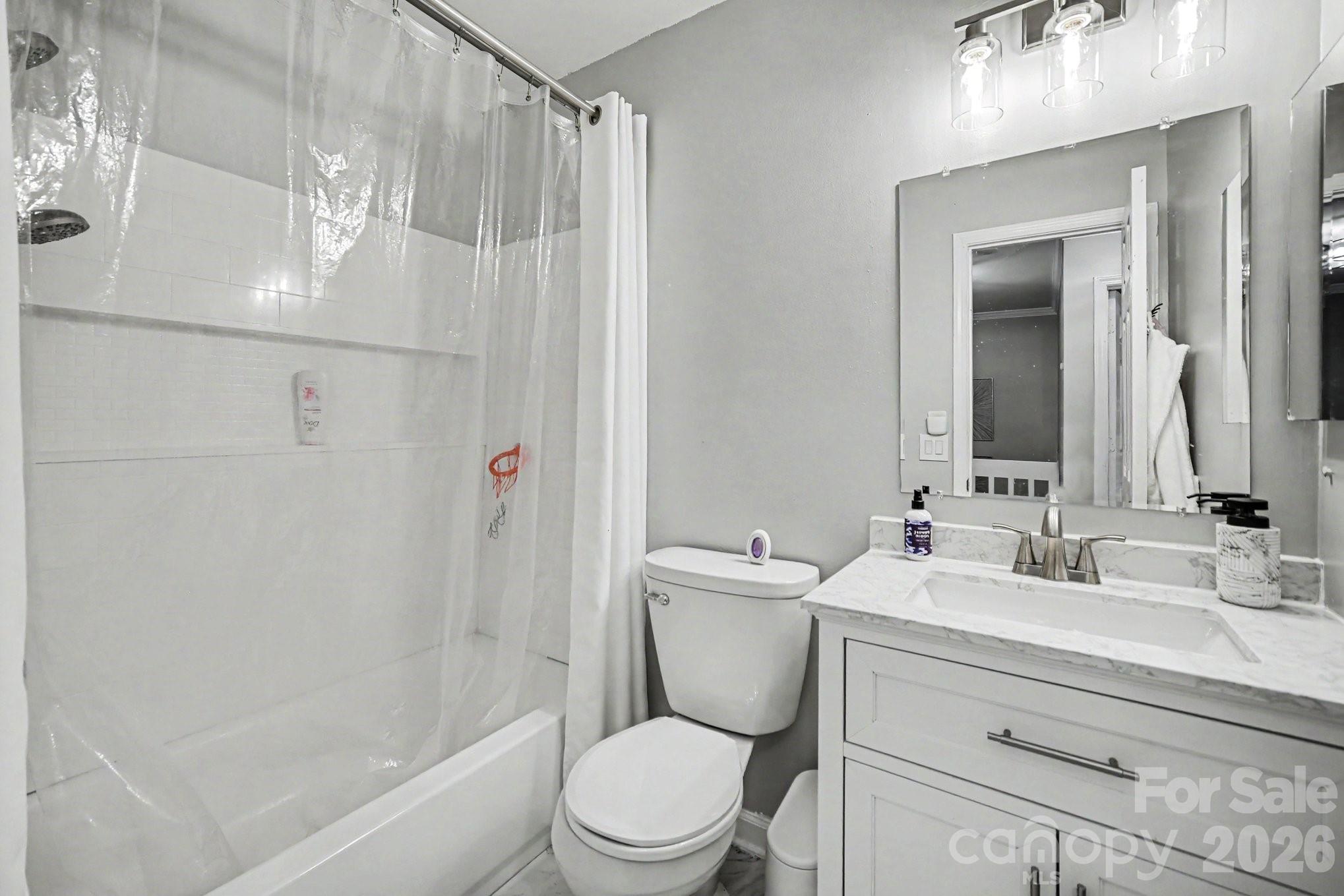 5909 Cougar Lane — Charlotte