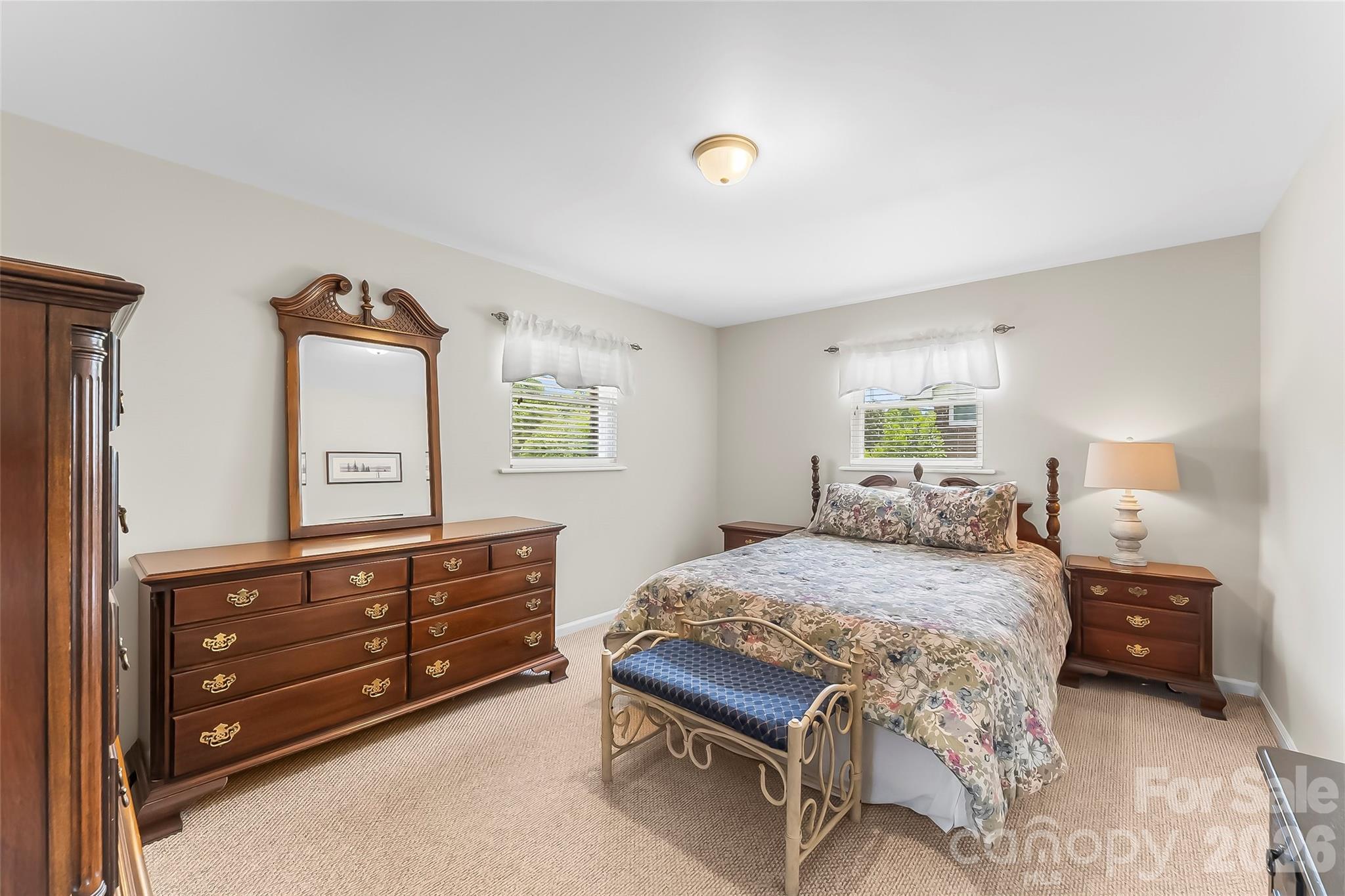 1573 11th Street NW — Hickory