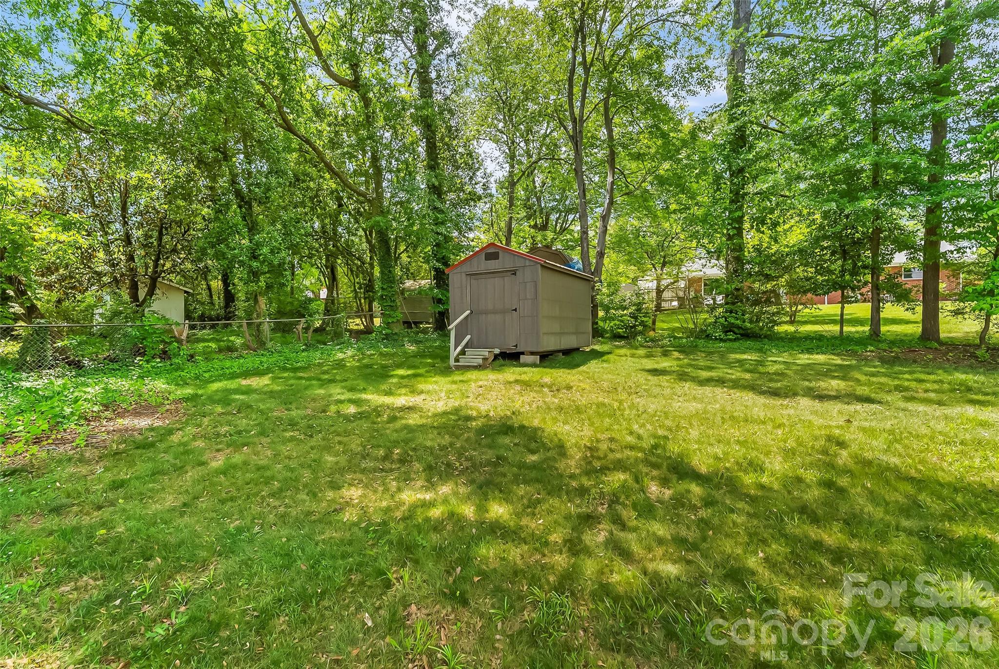 1573 11th Street NW — Hickory