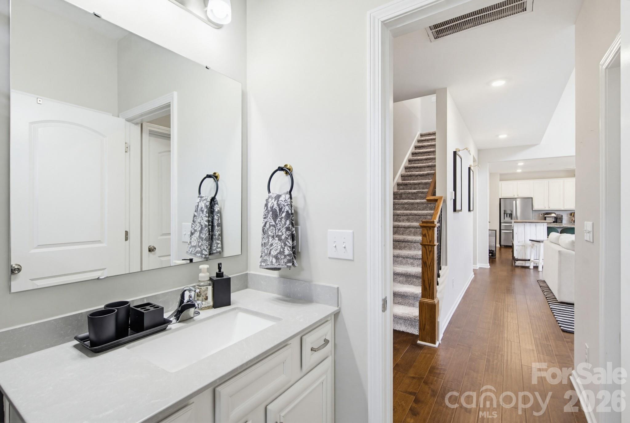 840 Oak Manor Drive SE — Concord