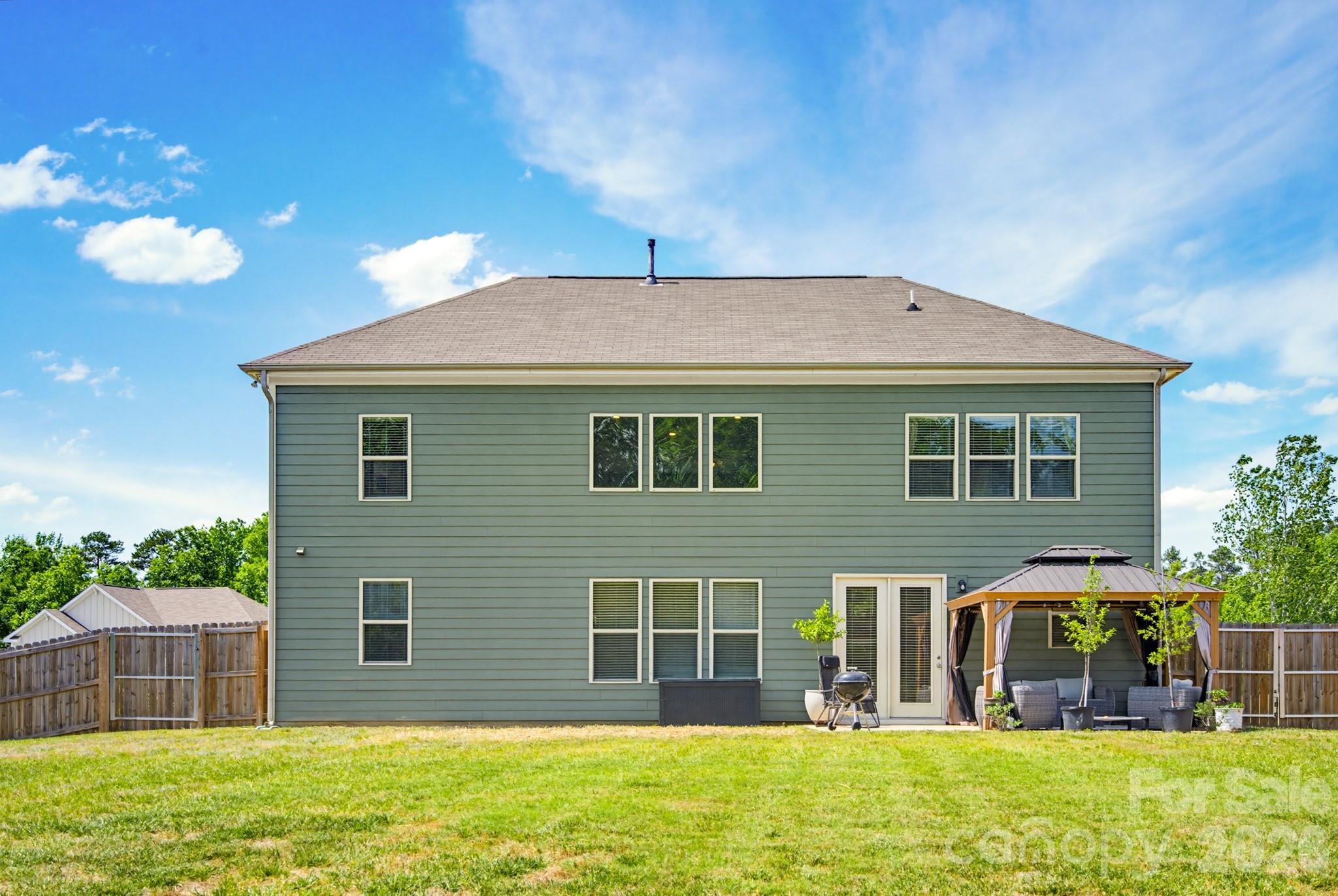 840 Oak Manor Drive SE — Concord