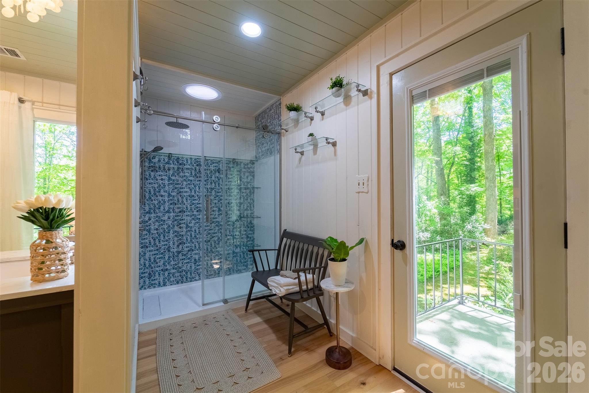 77 Oakwood Lane — Sylva