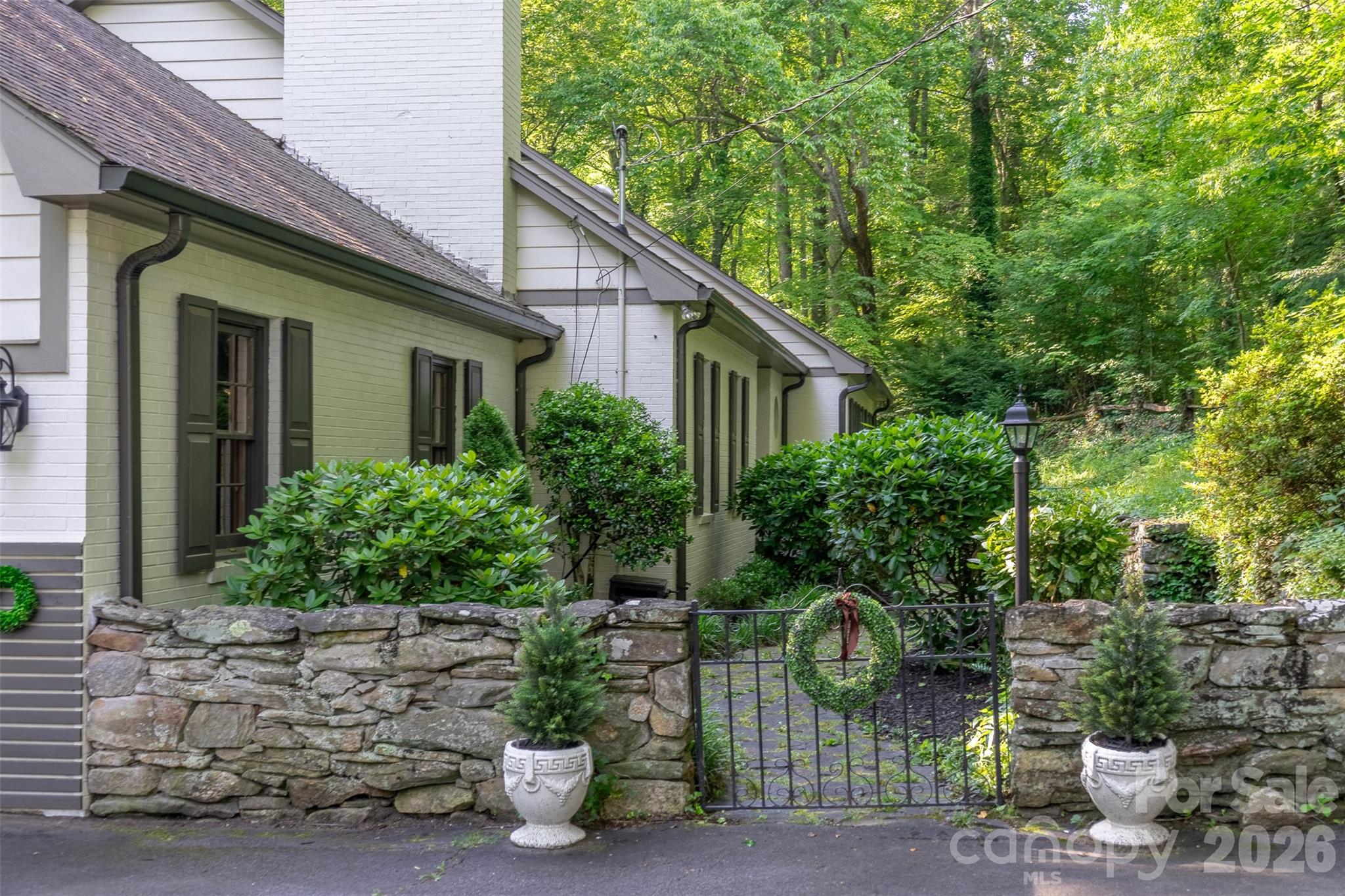 77 Oakwood Lane — Sylva