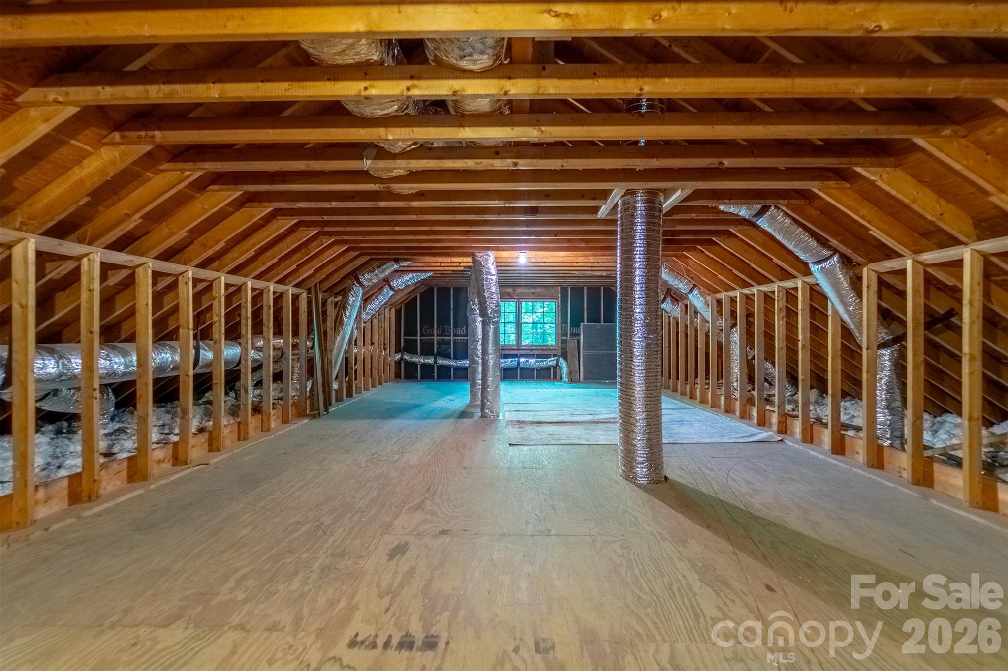 77 Oakwood Lane — Sylva