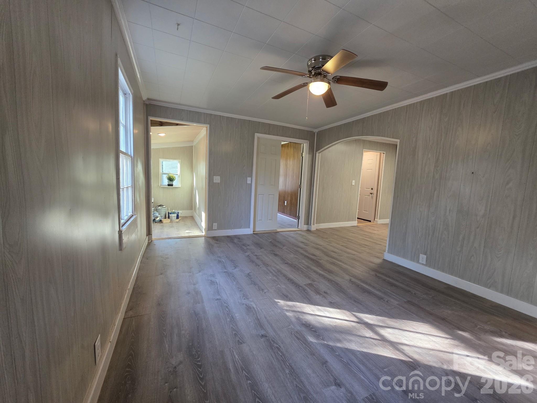 4723 Linden Street — Columbia