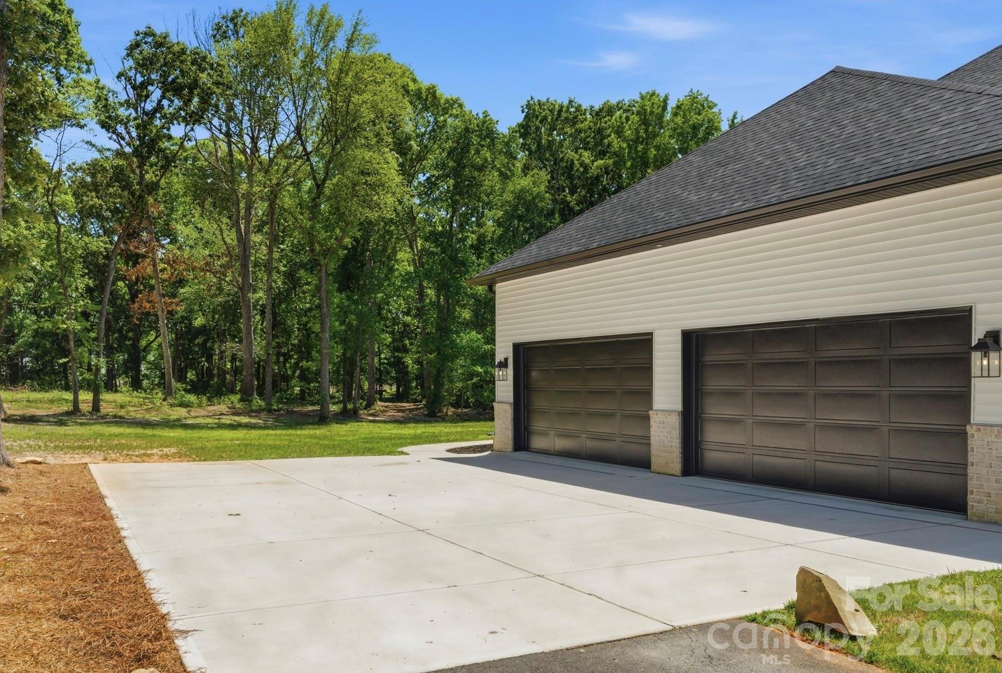 511 Fowler Road — Monroe