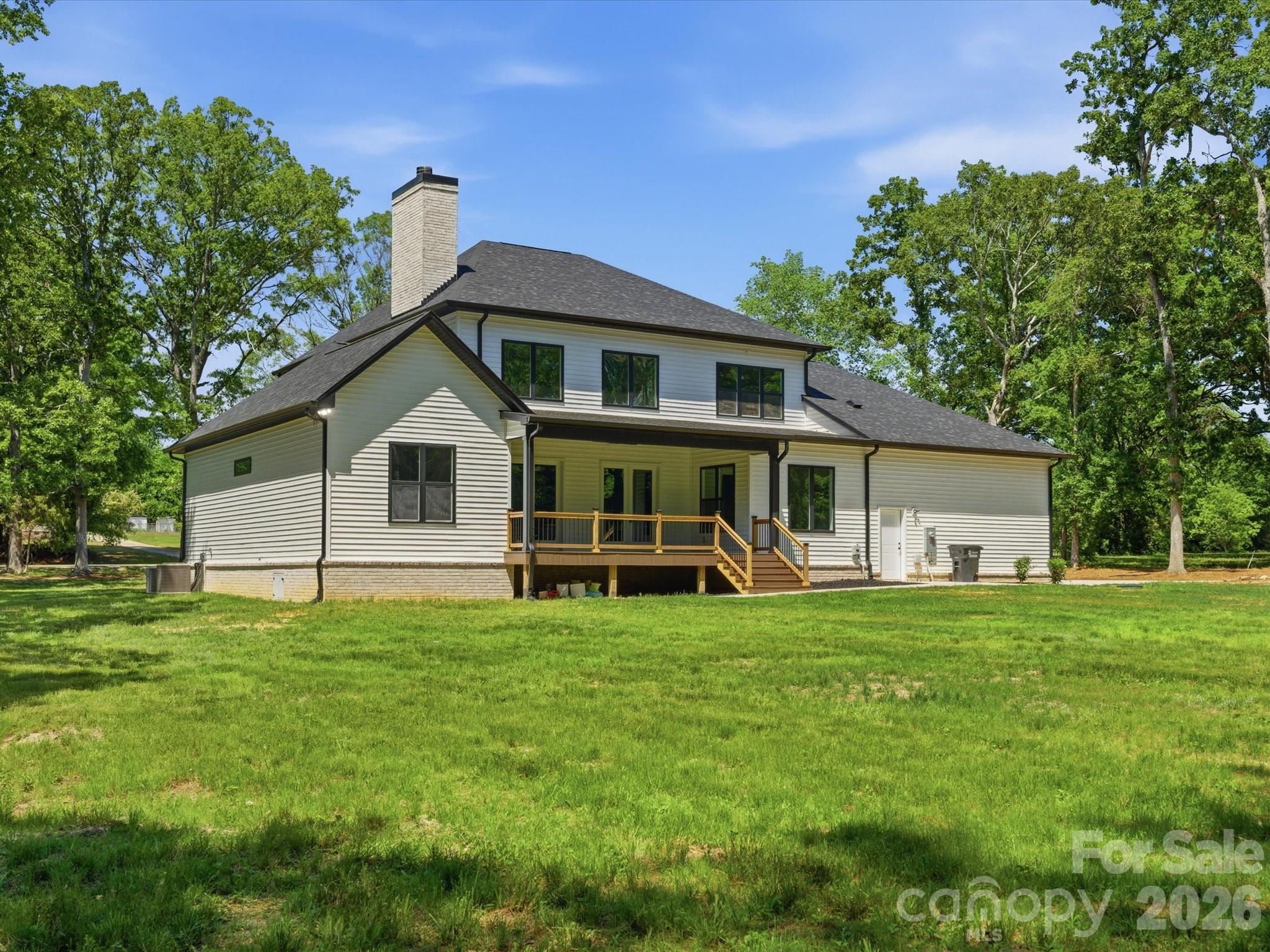 511 Fowler Road — Monroe