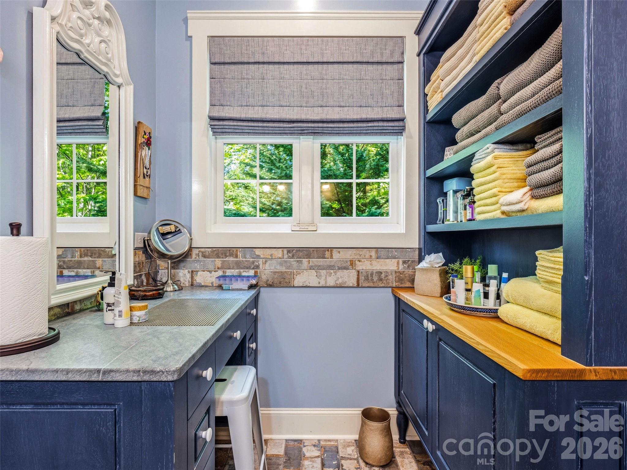 329 Kenmure Drive — Flat Rock