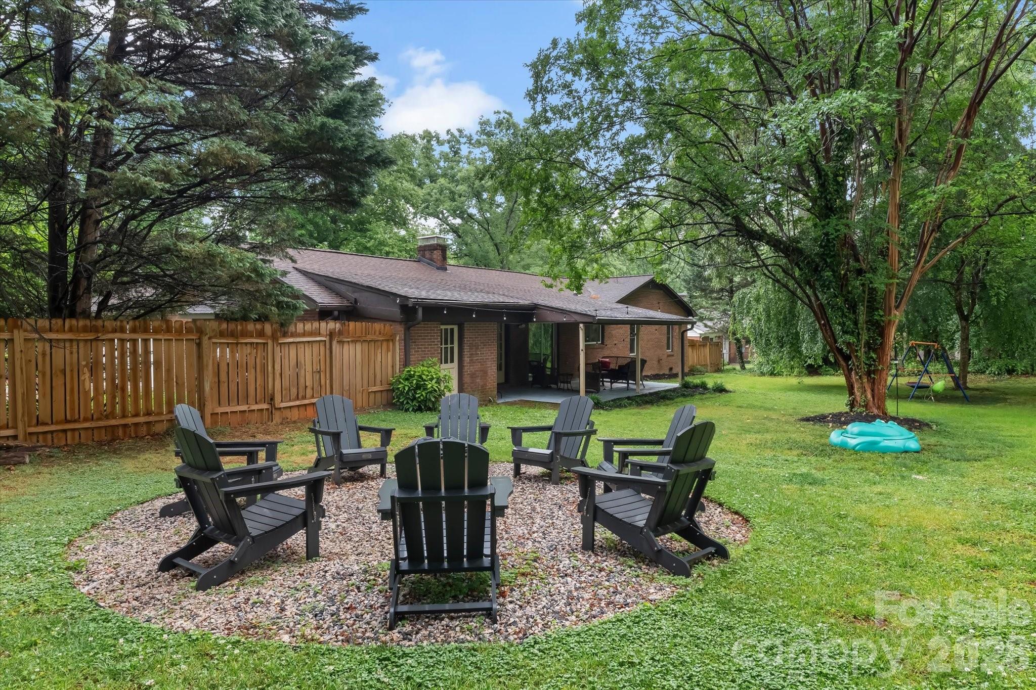 300 Brookmeade Drive — Statesville