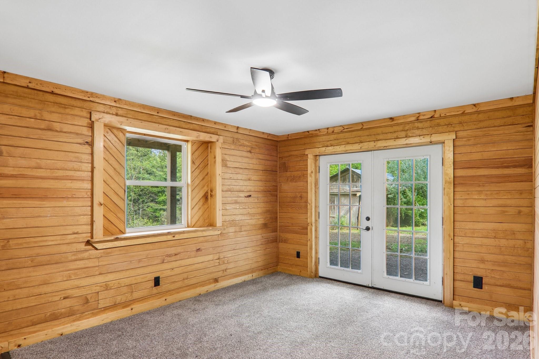 137 Red Maple Lane — Burnsville